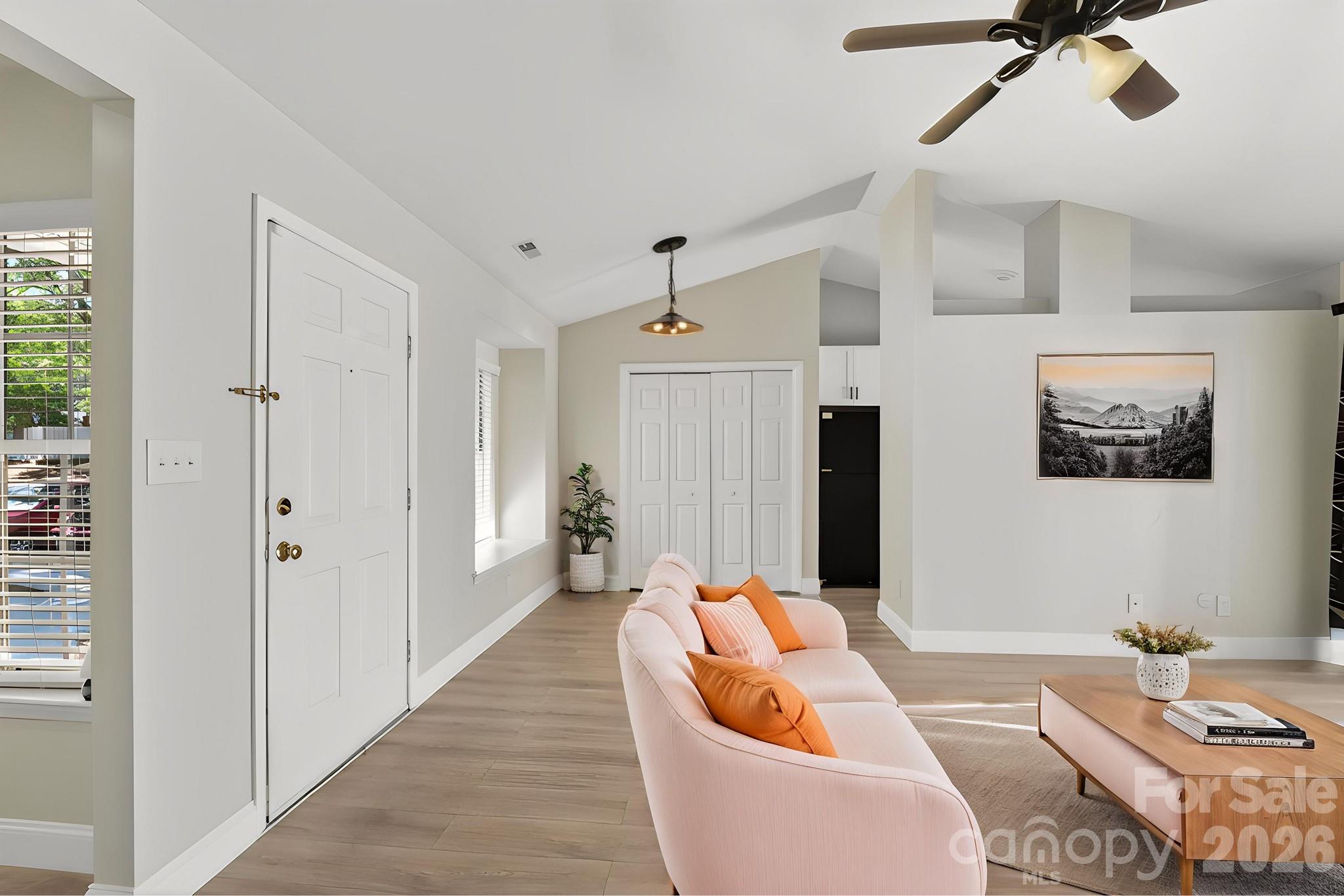 2705 Tiergarten Lane Property Photo 13