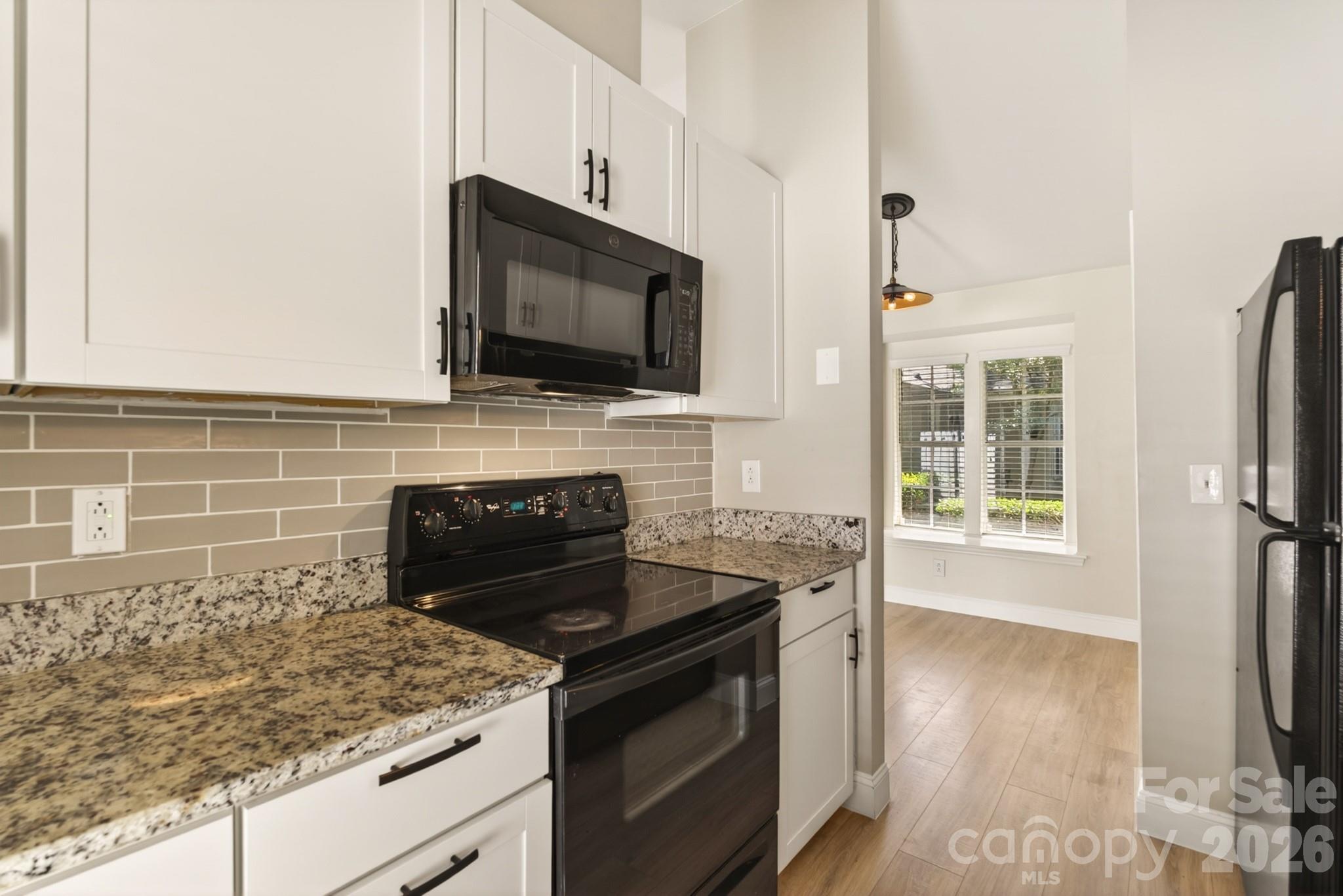 2705 Tiergarten Lane Property Photo 18