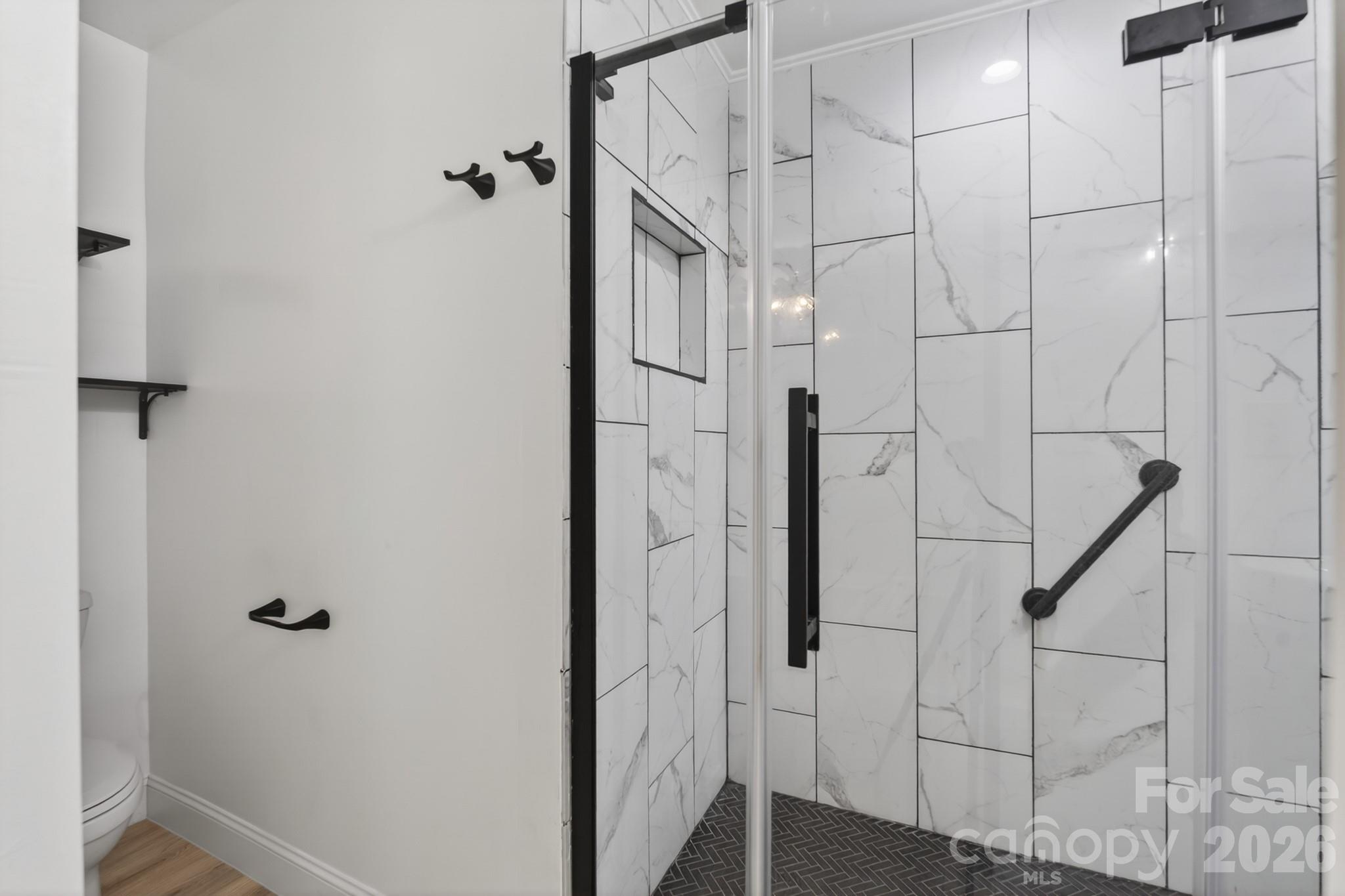 2705 Tiergarten Lane Property Photo 26