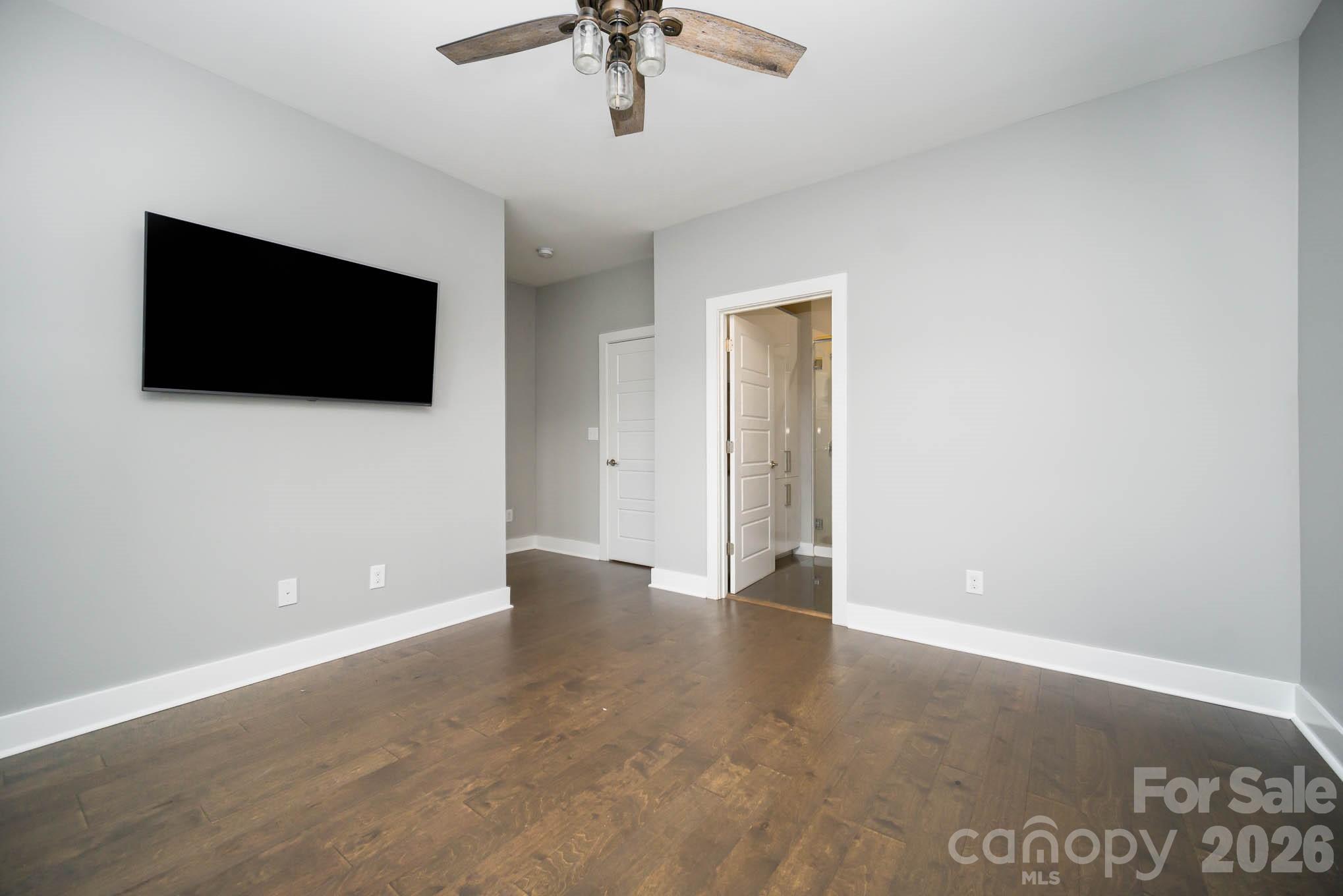 2006 Hawkins Street Property Photo 16
