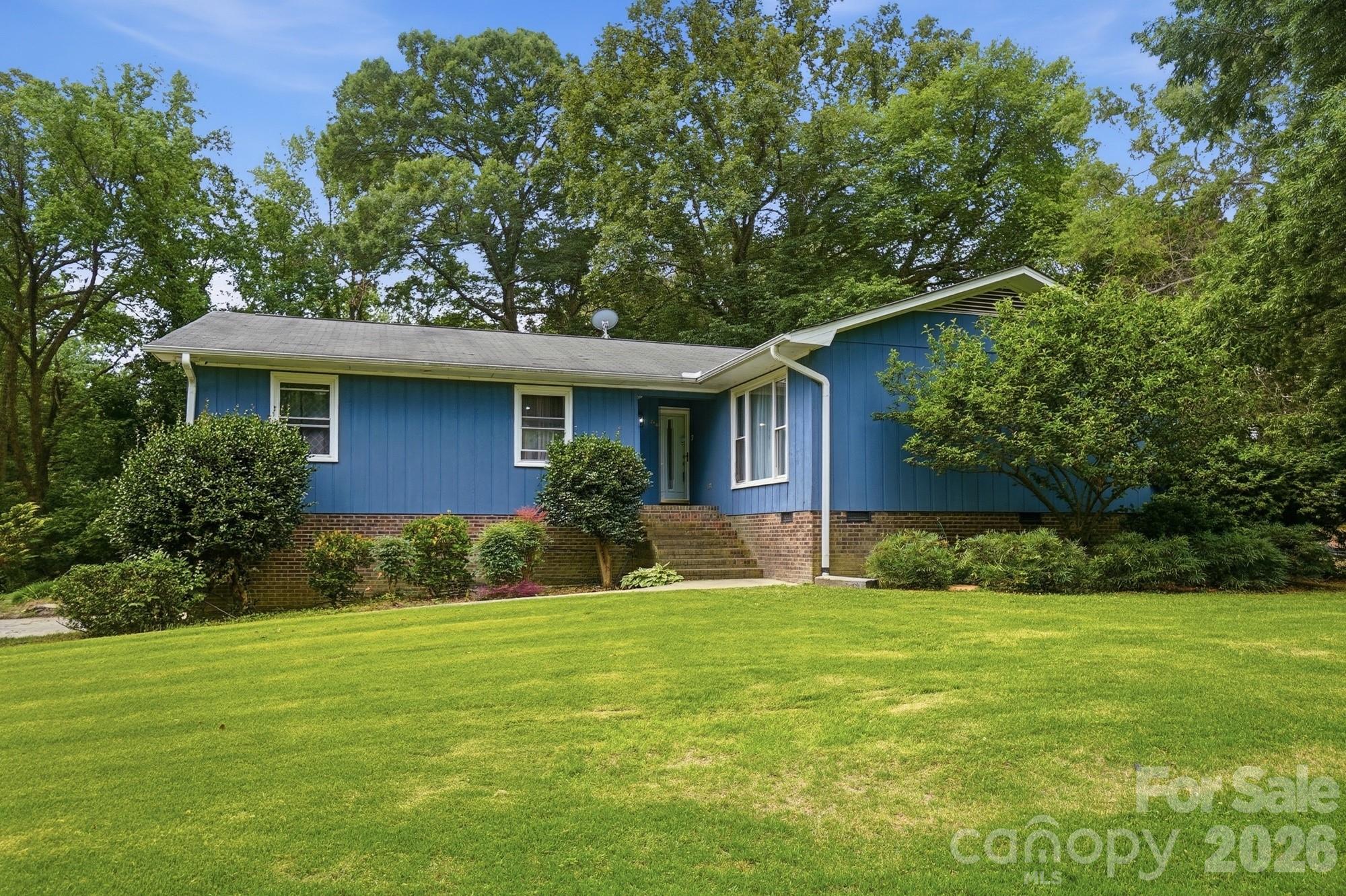 214 Griffin Lane Property Photo 3