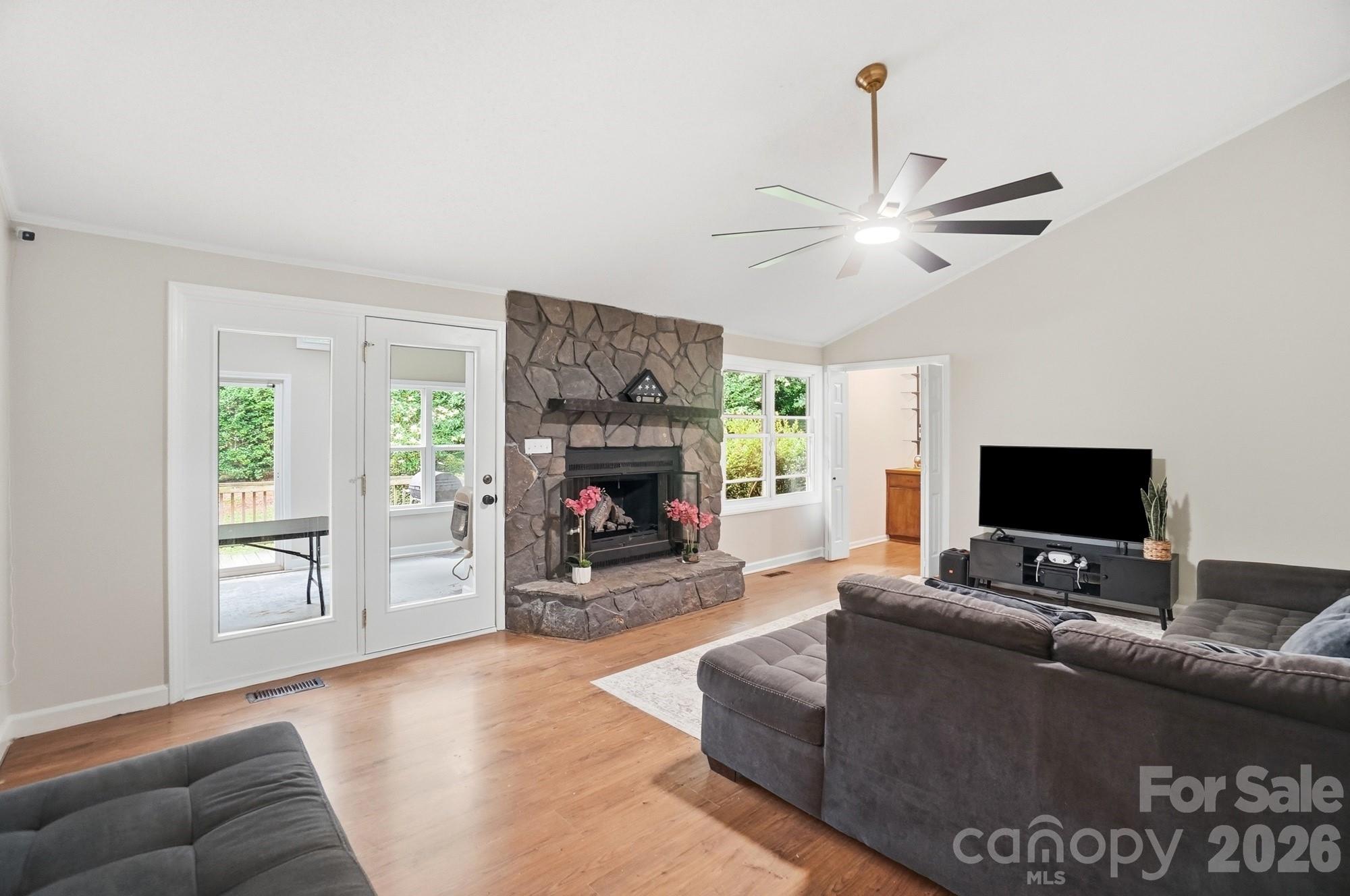214 Griffin Lane Property Photo 16