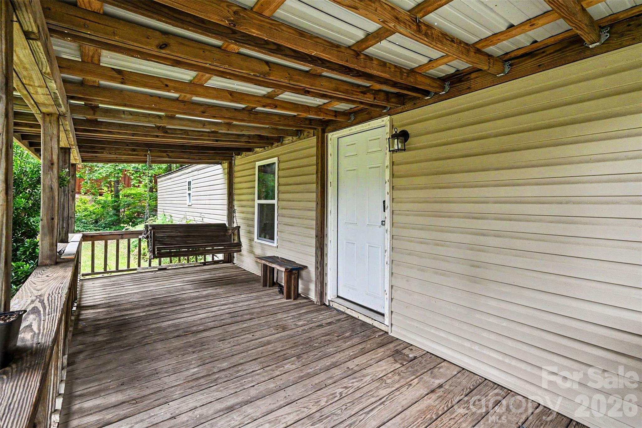 111 Oak Brook Drive Property Photo 2