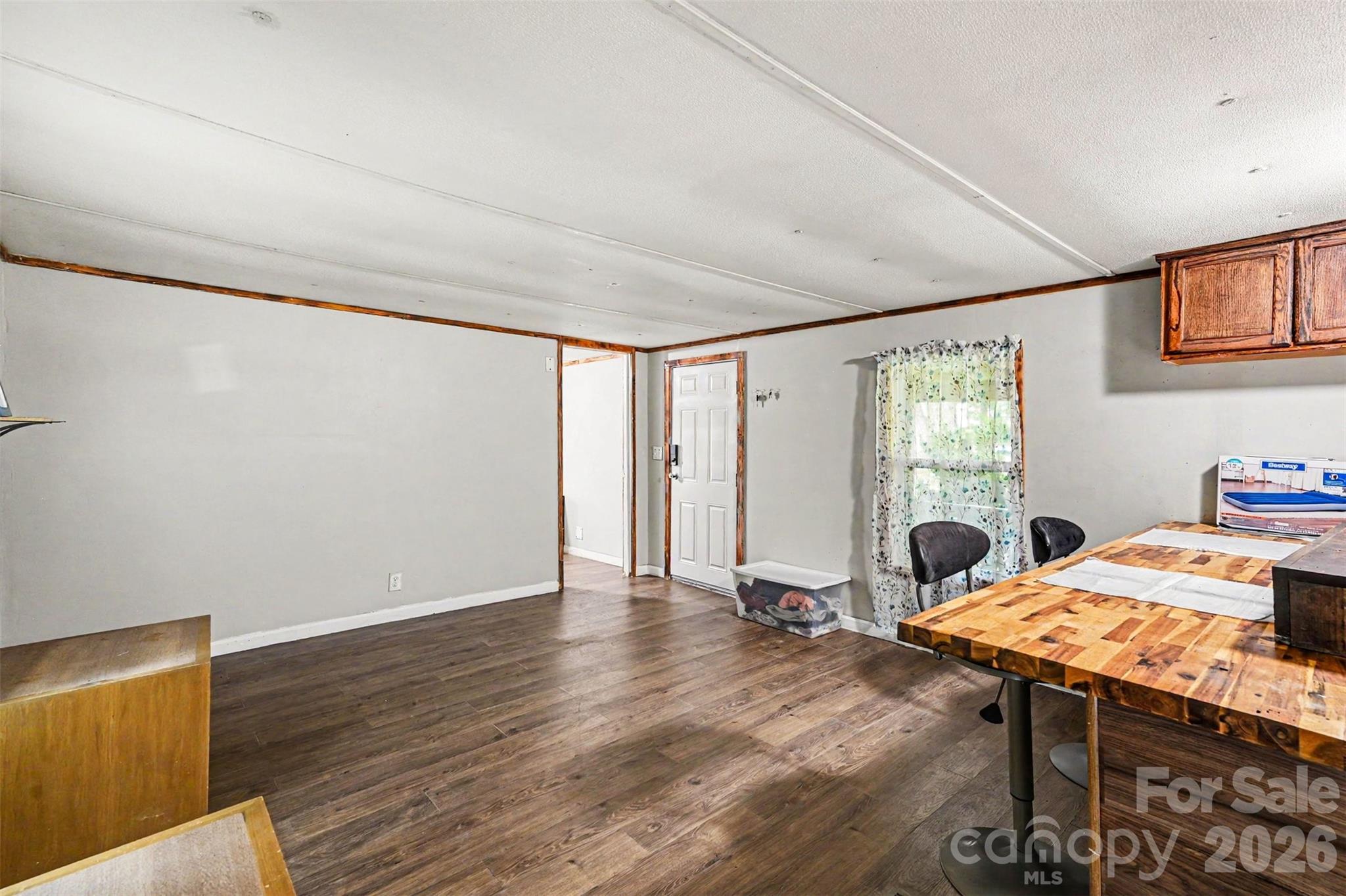 111 Oak Brook Drive Property Photo 6