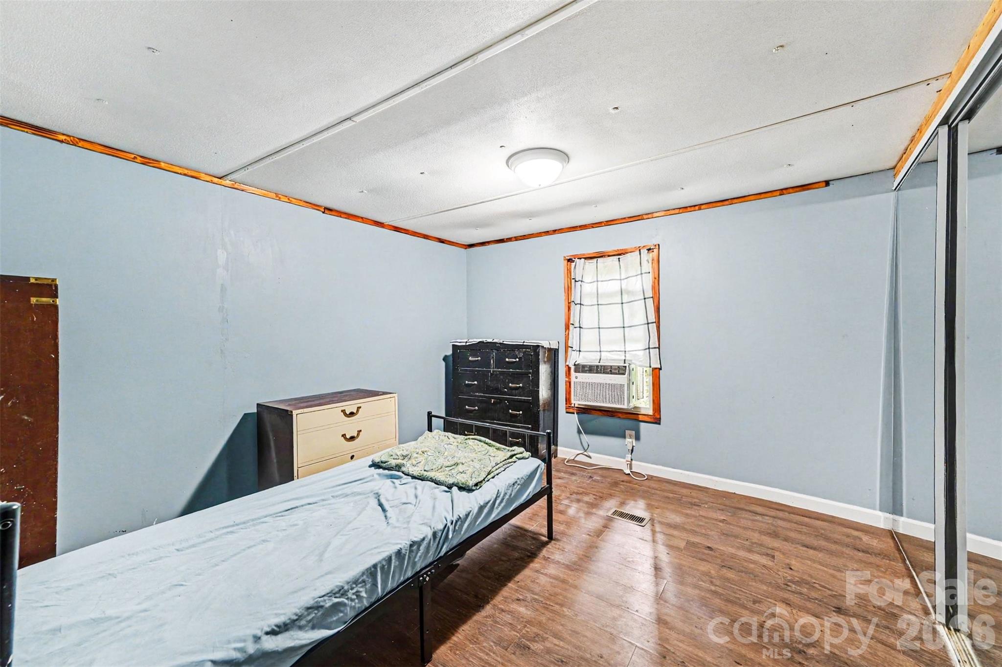 111 Oak Brook Drive Property Photo 10