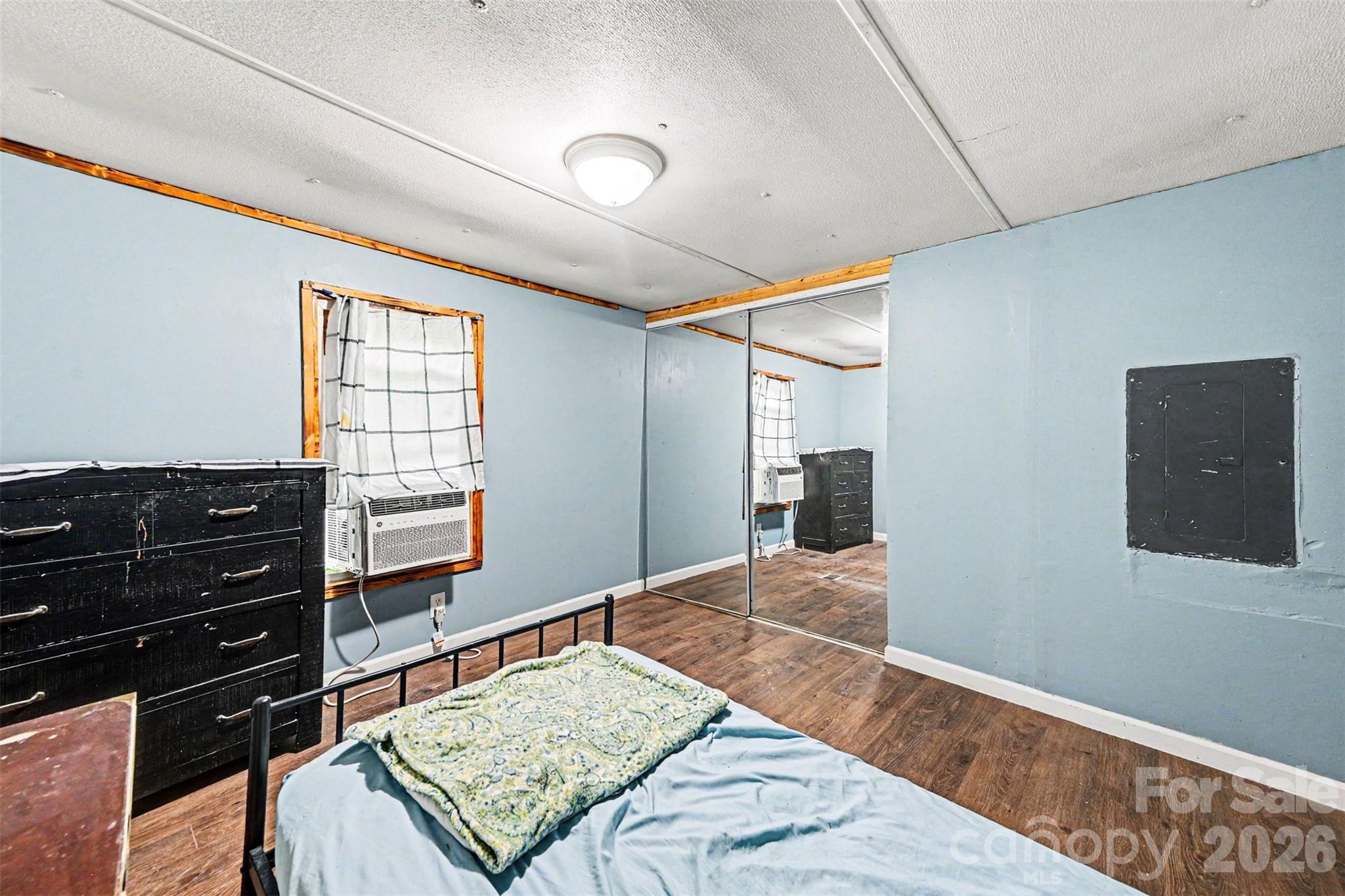 111 Oak Brook Drive Property Photo 12