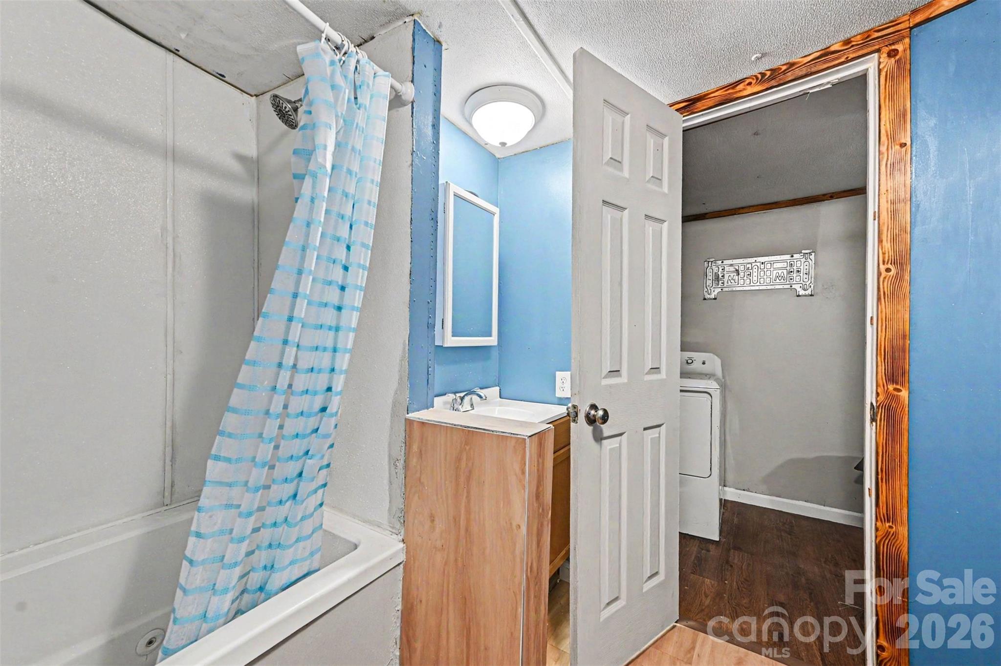 111 Oak Brook Drive Property Photo 15