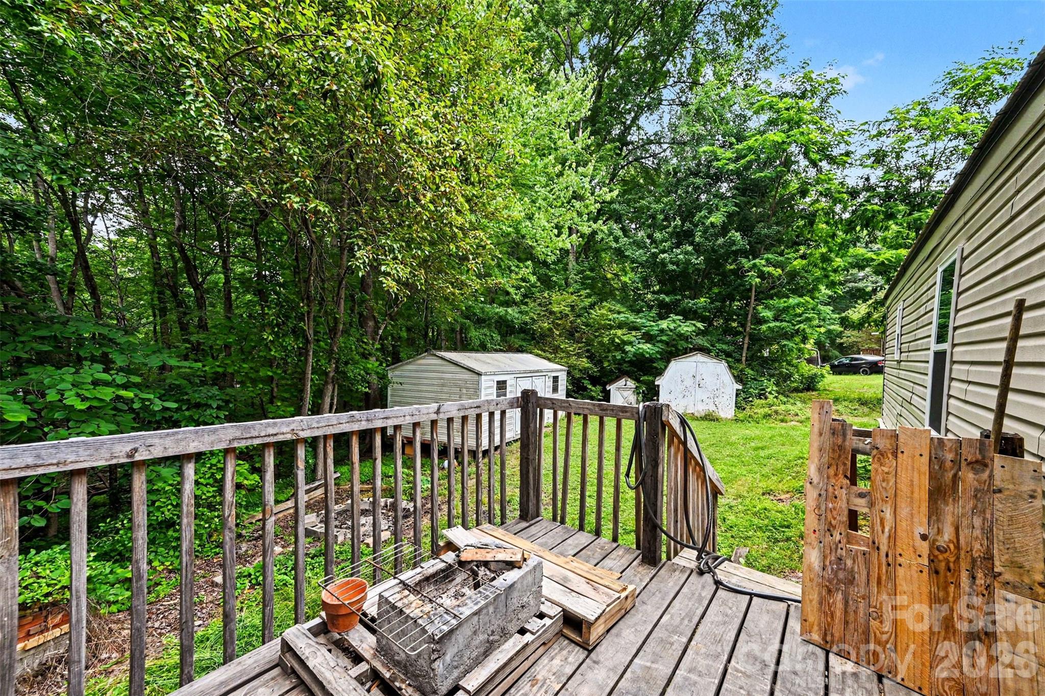 111 Oak Brook Drive Property Photo 20