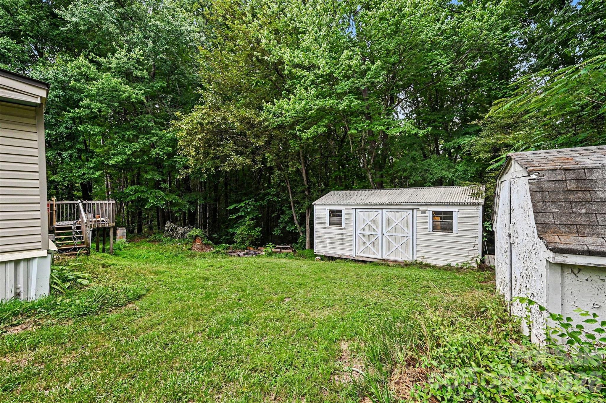 111 Oak Brook Drive Property Photo 21