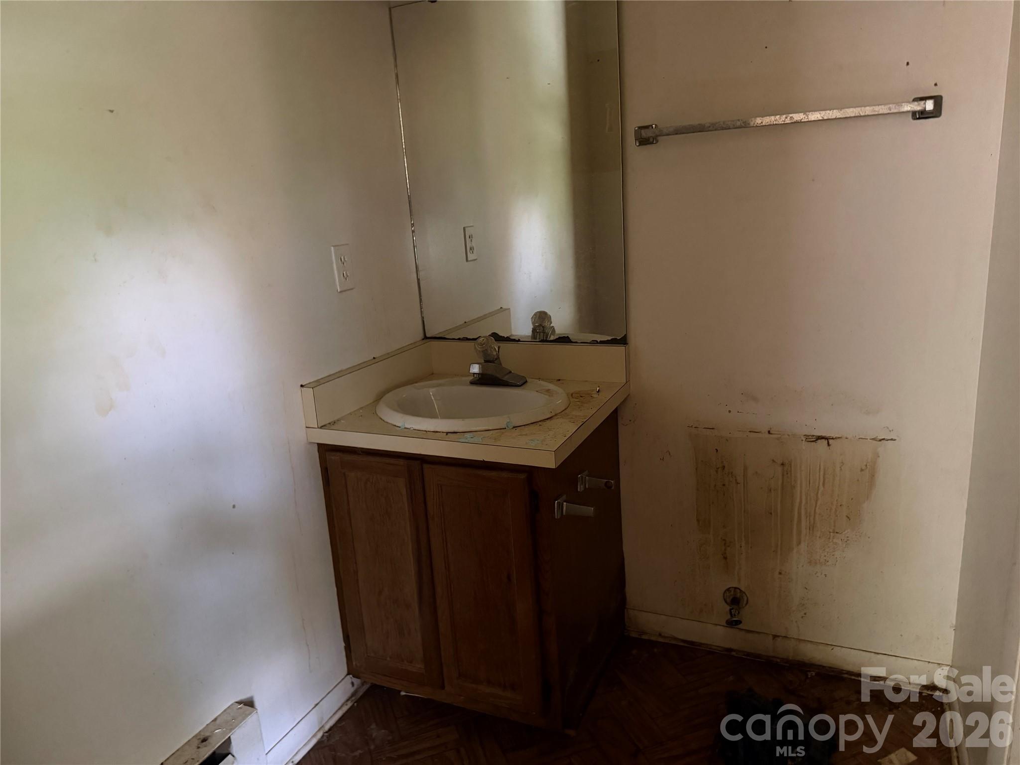 23 Meteor Court Property Photo 13