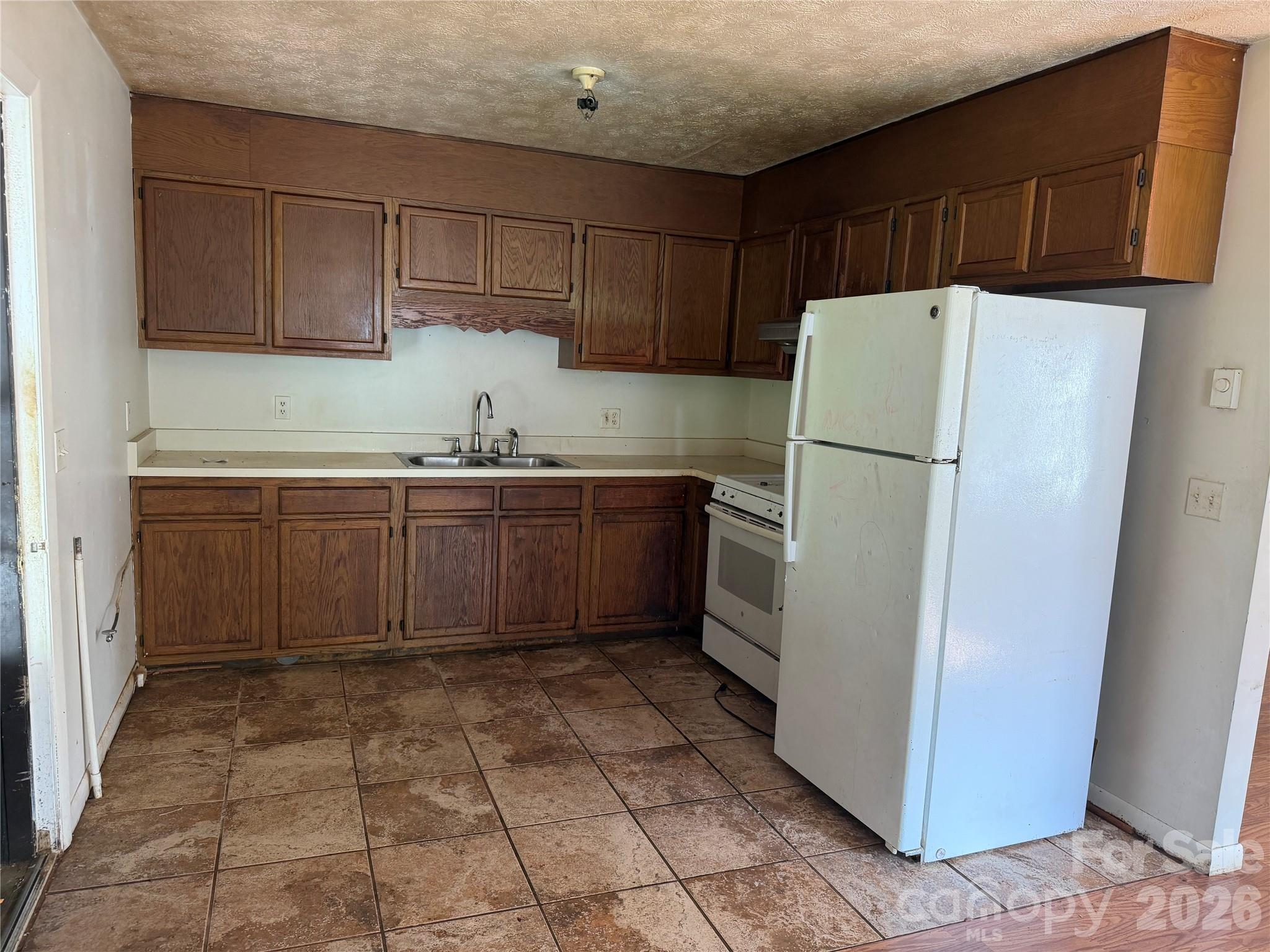 23 Meteor Court Property Photo 18