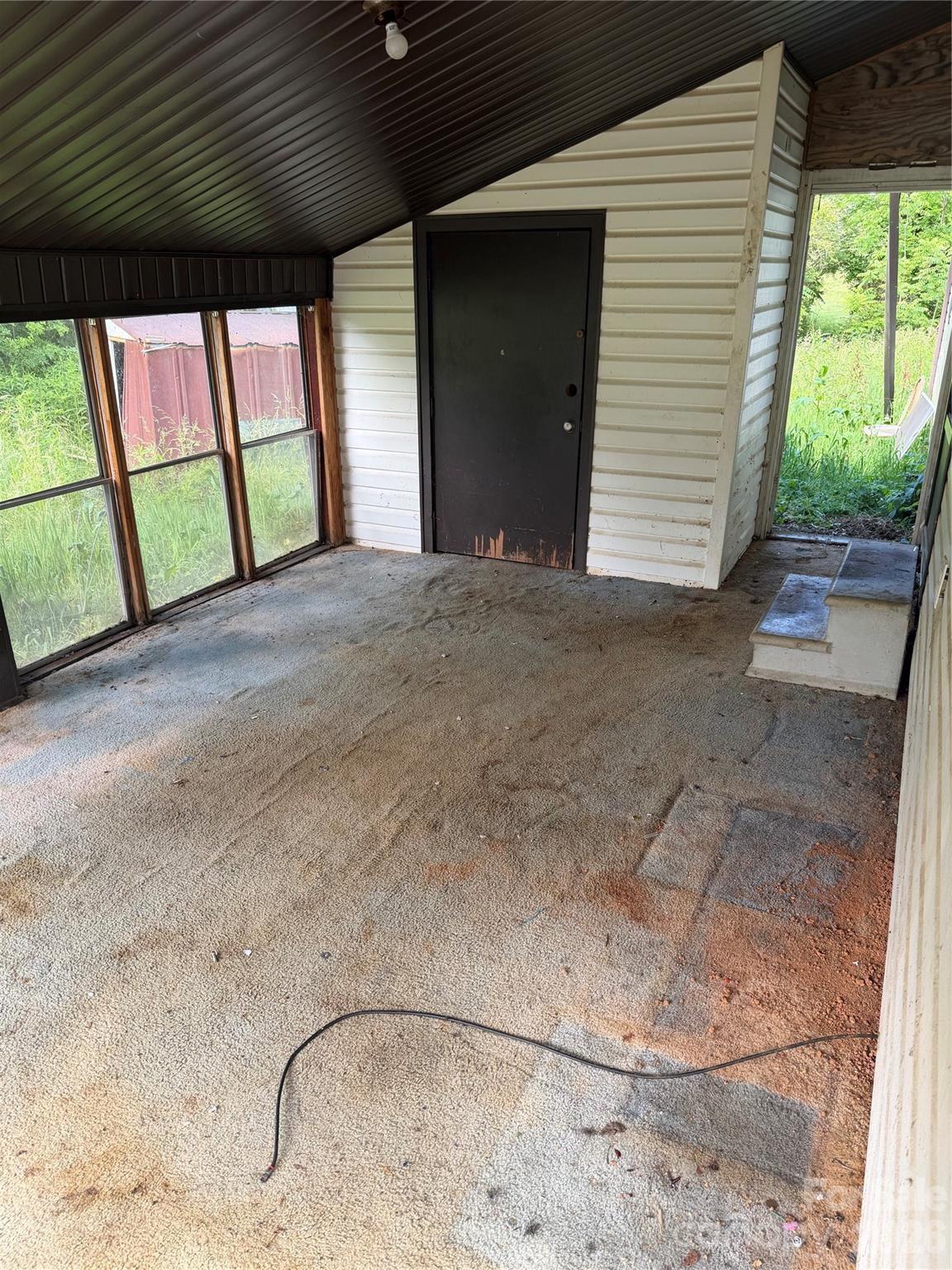 23 Meteor Court Property Photo 19