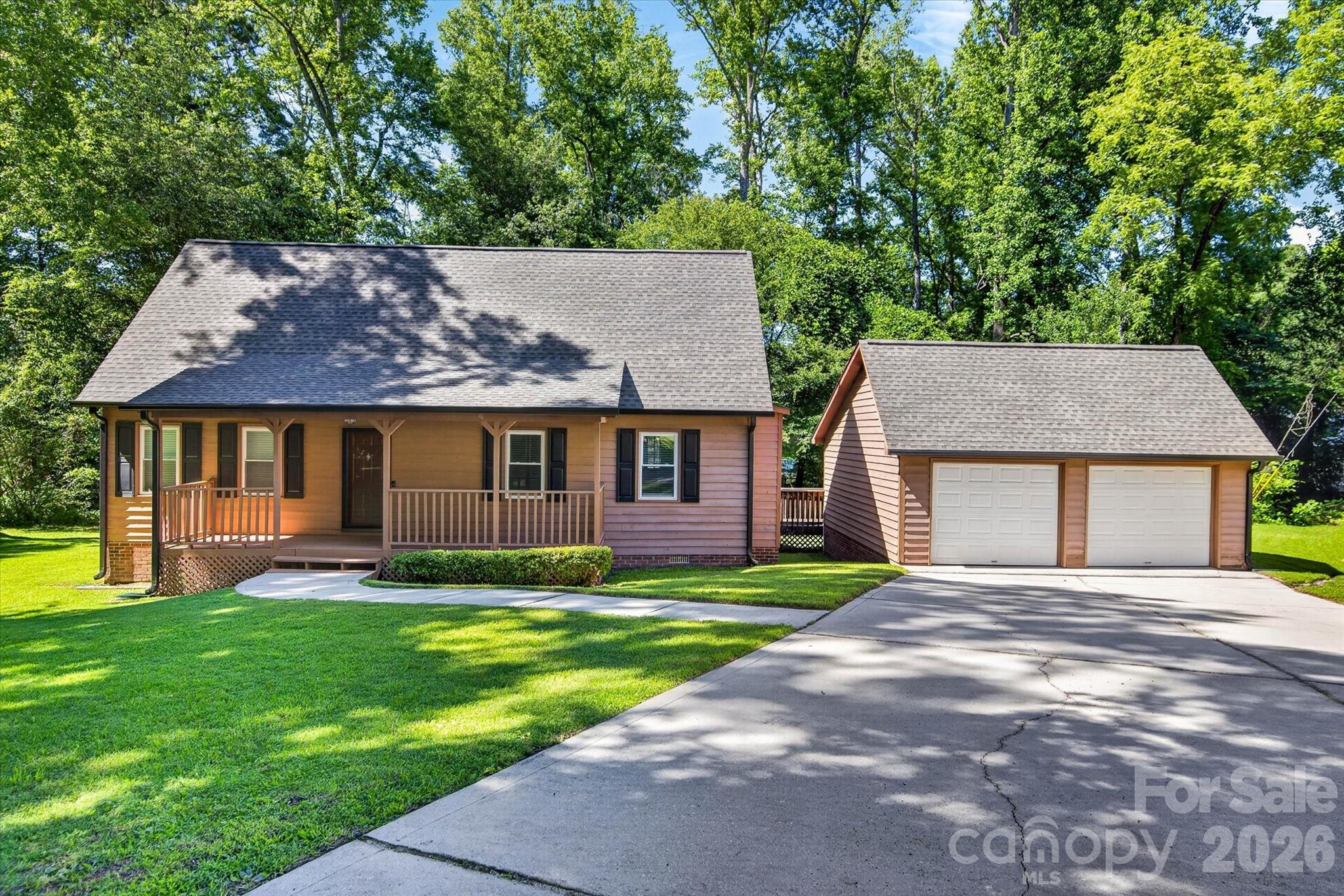 4881 Hickory Nut Court Property Photo 2
