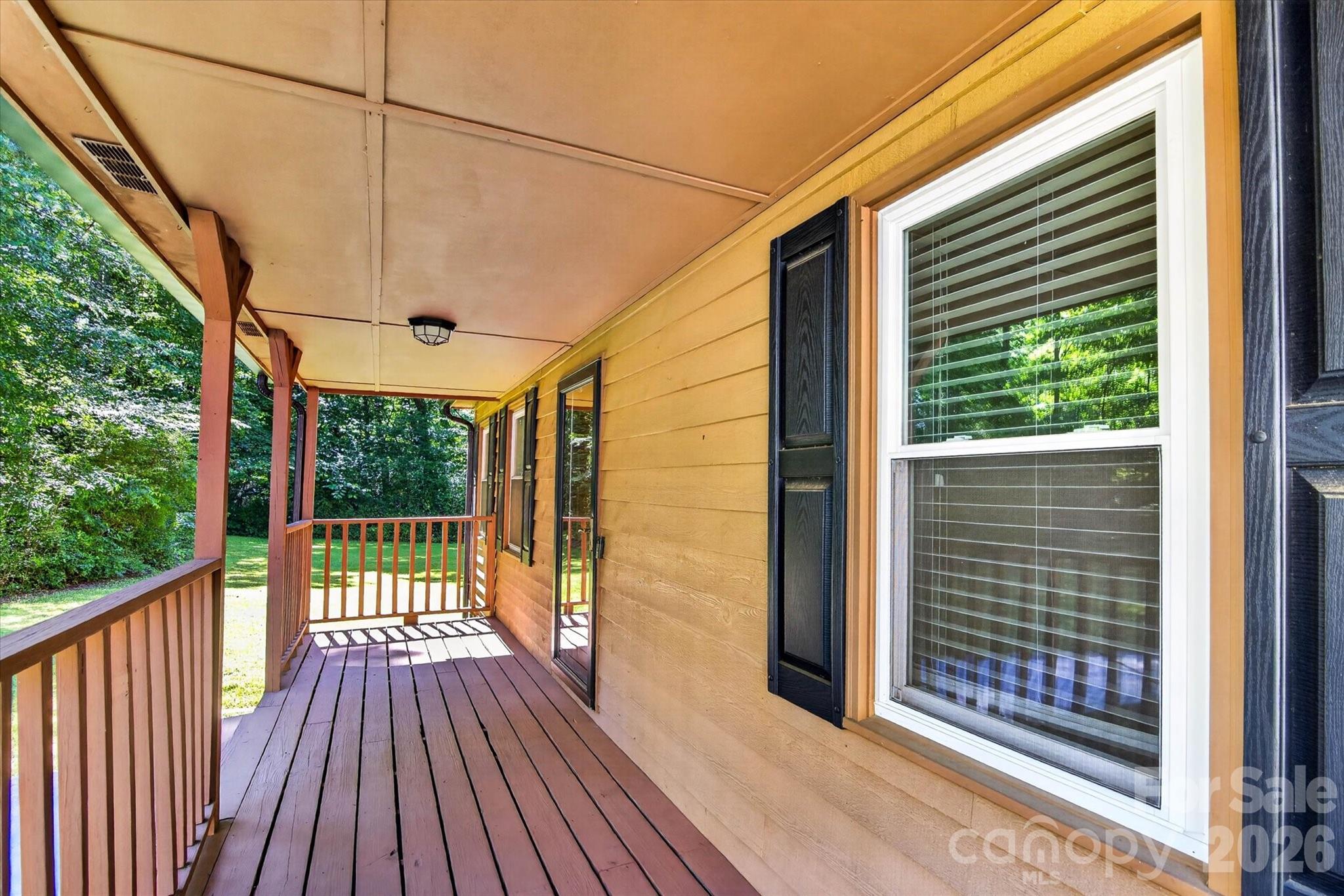 4881 Hickory Nut Court Property Photo 7