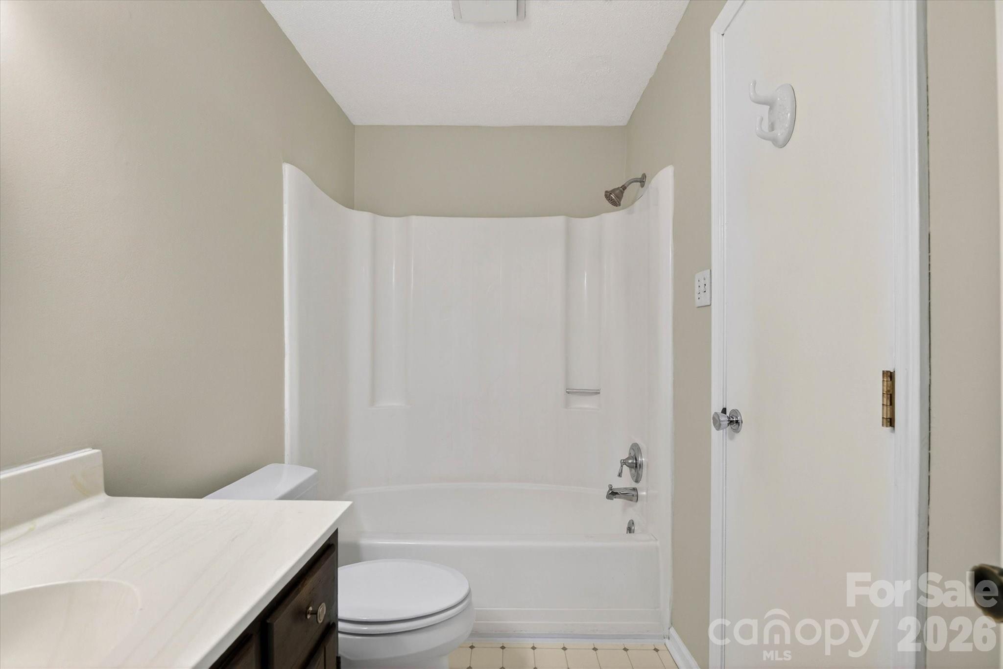4881 Hickory Nut Court Property Photo 19