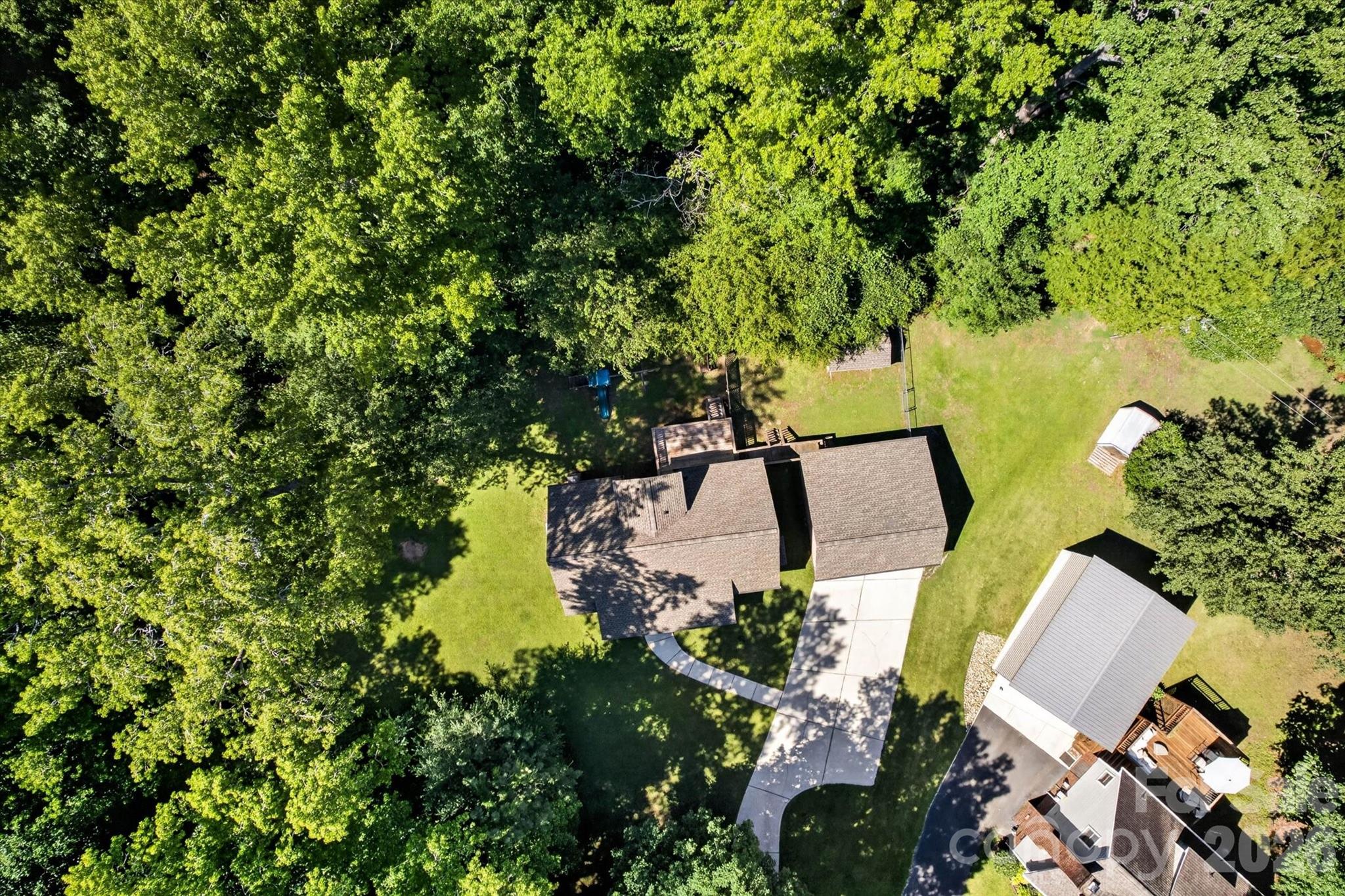 4881 Hickory Nut Court Property Photo 24