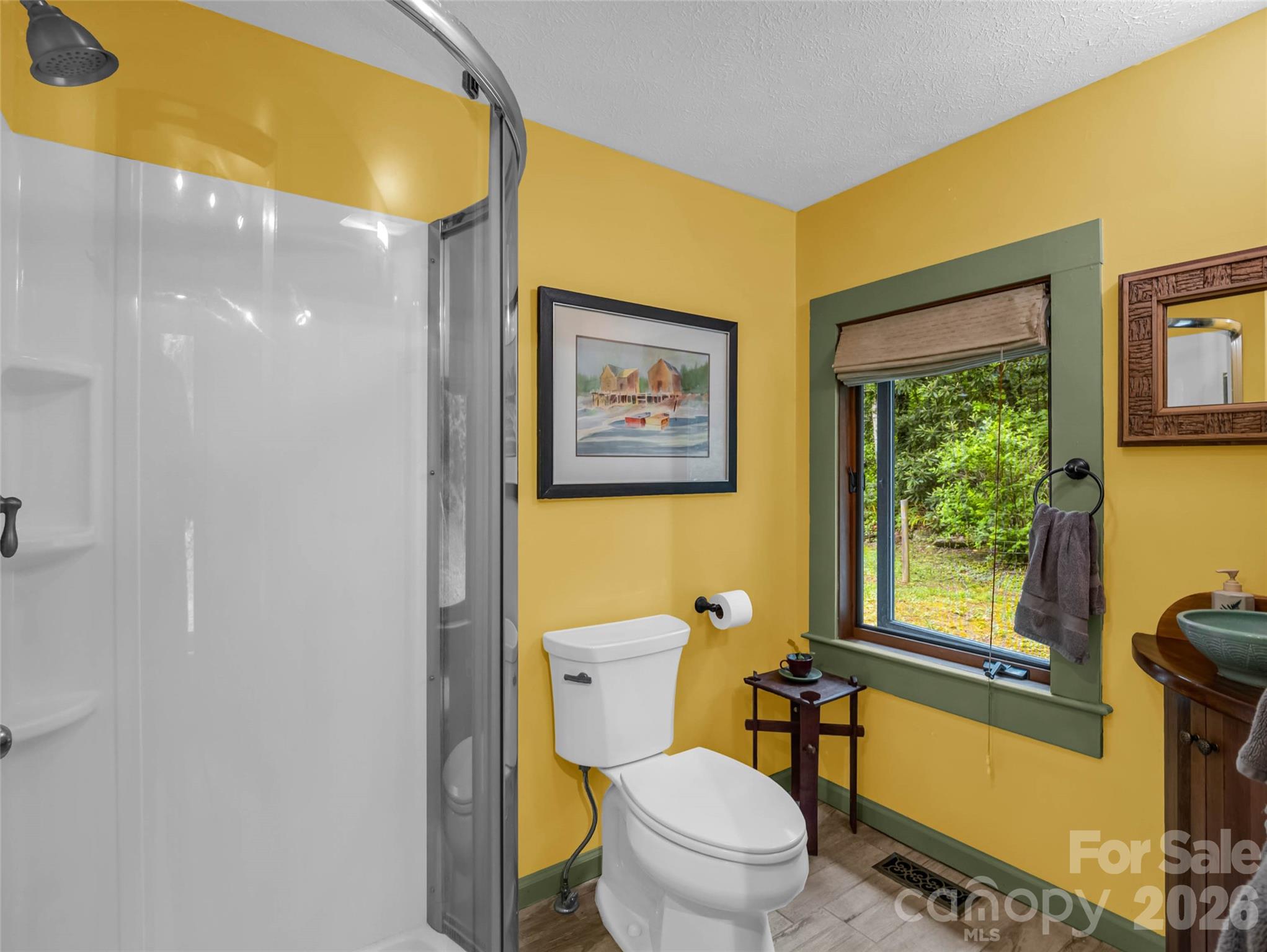 2212 Green River Road Property Photo 19