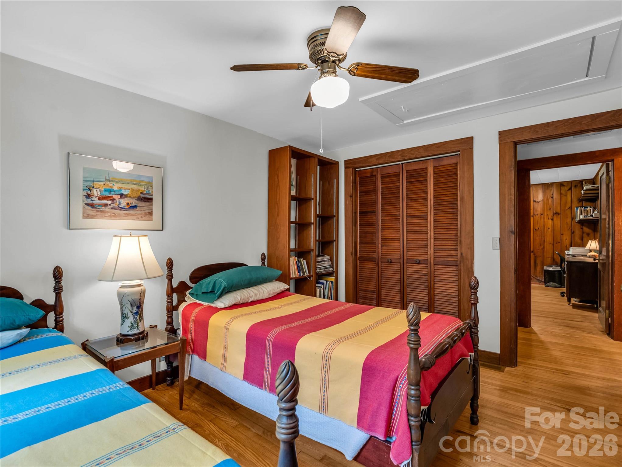 2212 Green River Road Property Photo 32