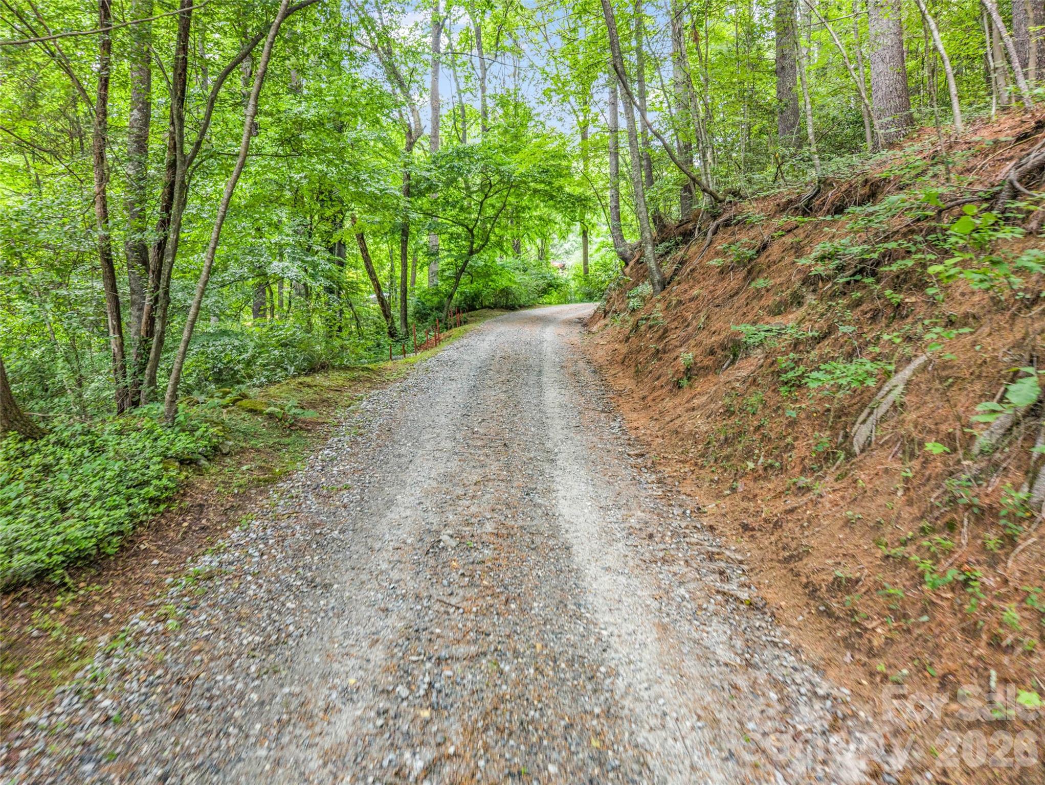 2212 Green River Road Property Photo 46
