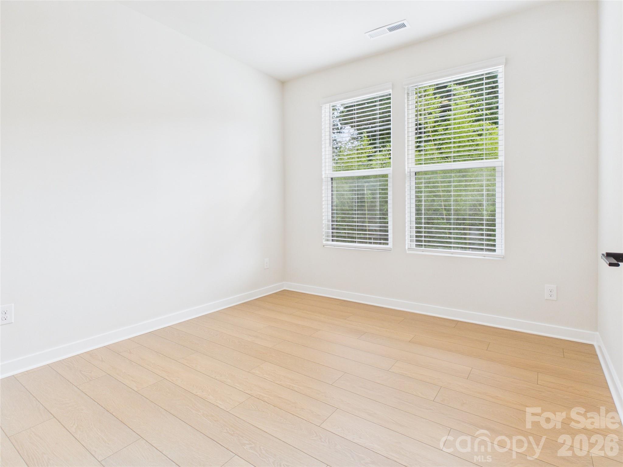 2641 Ravencroft Drive 2b Property Photo 26