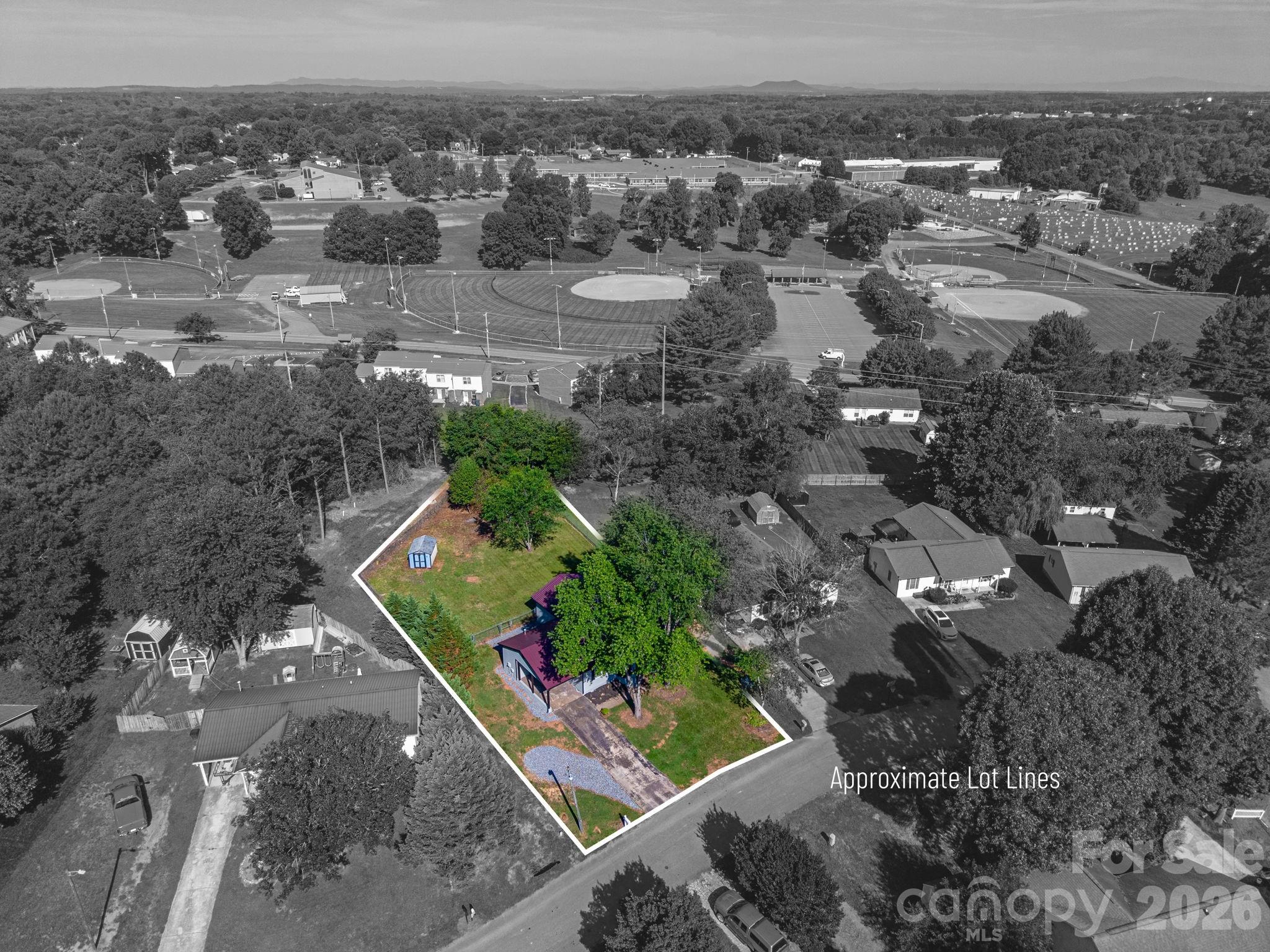 412 Forest Drive Property Photo 2