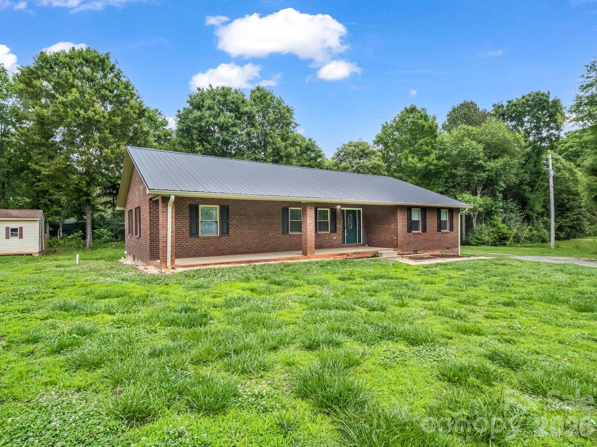 103 Ross Road Property Photo 1