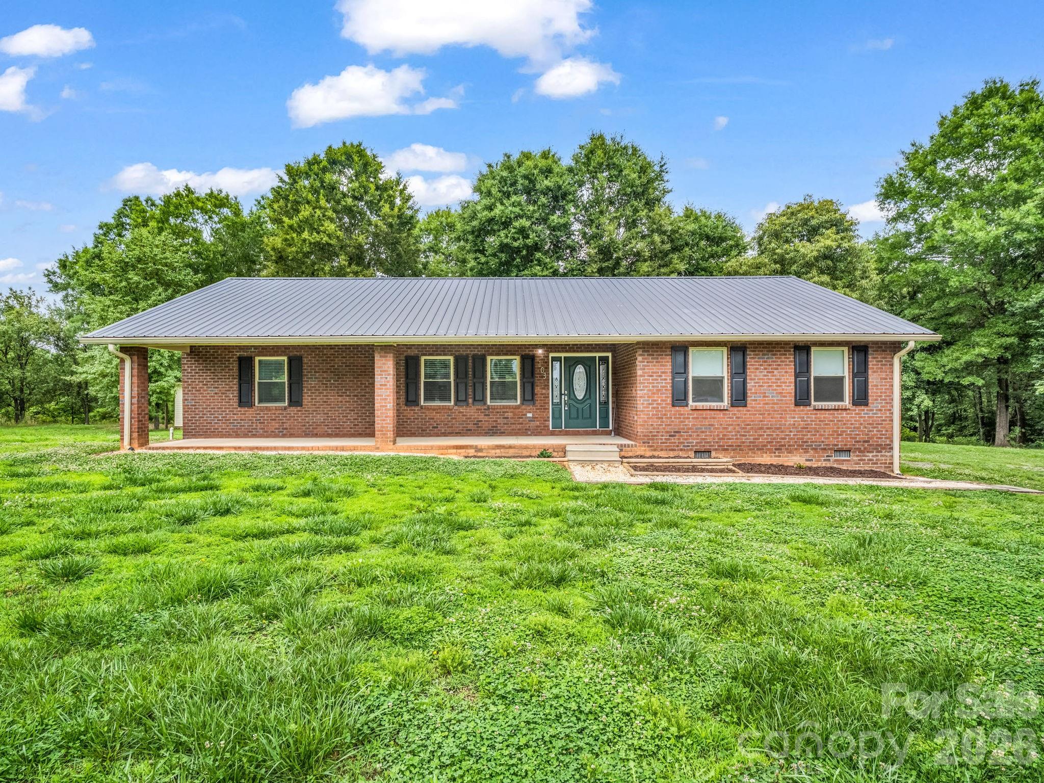 103 Ross Road Property Photo 2