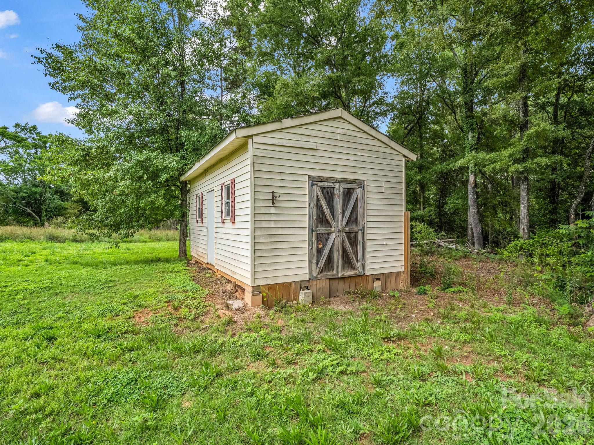 103 Ross Road Property Photo 6