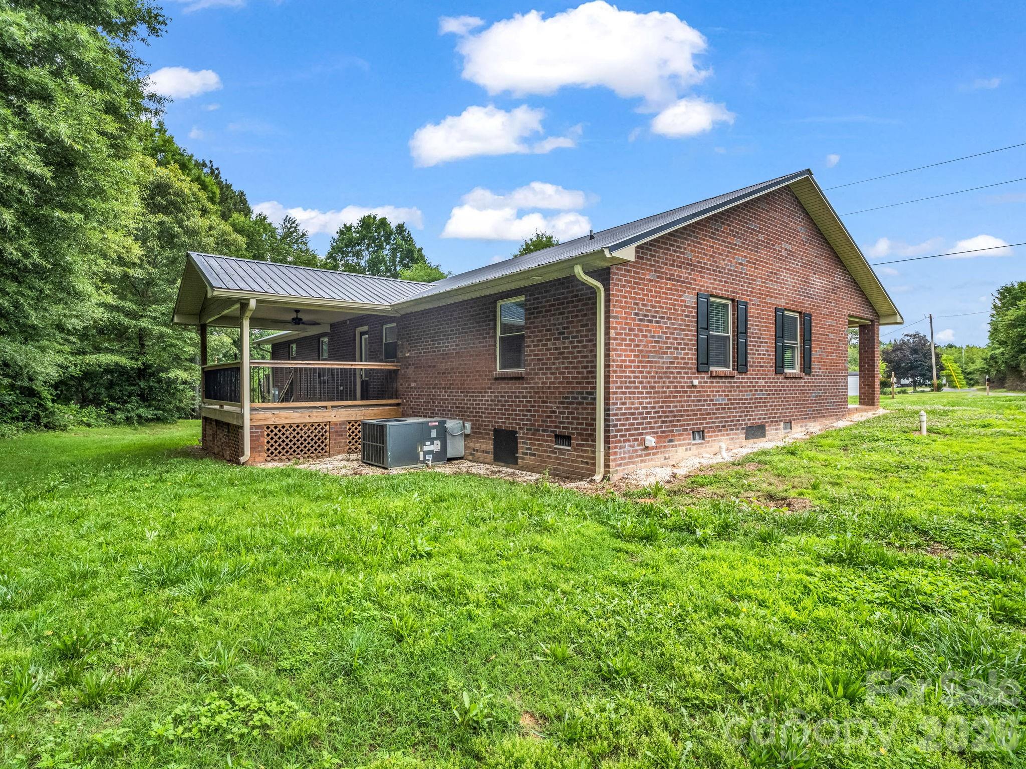 103 Ross Road Property Photo 7