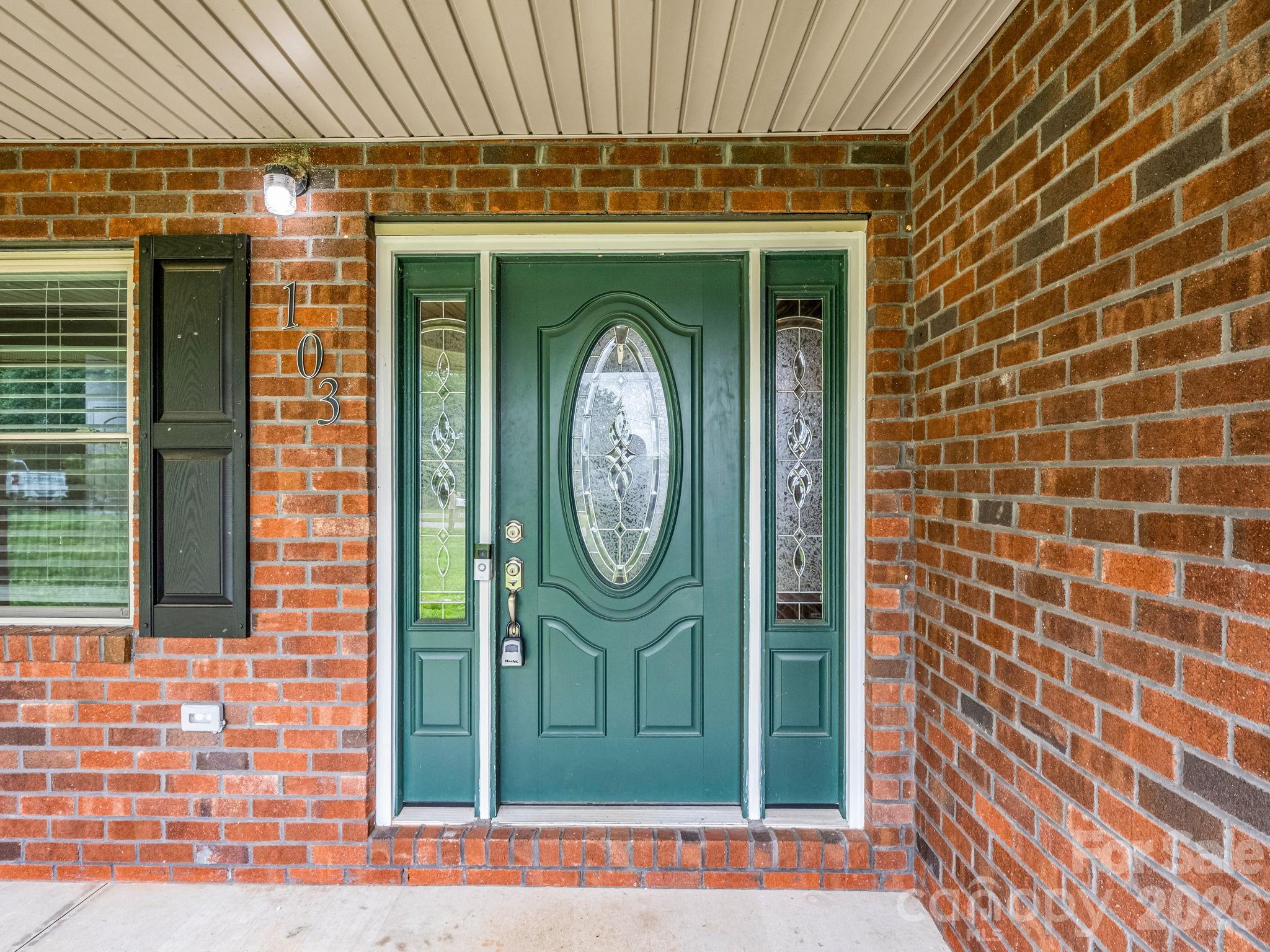 103 Ross Road Property Photo 9