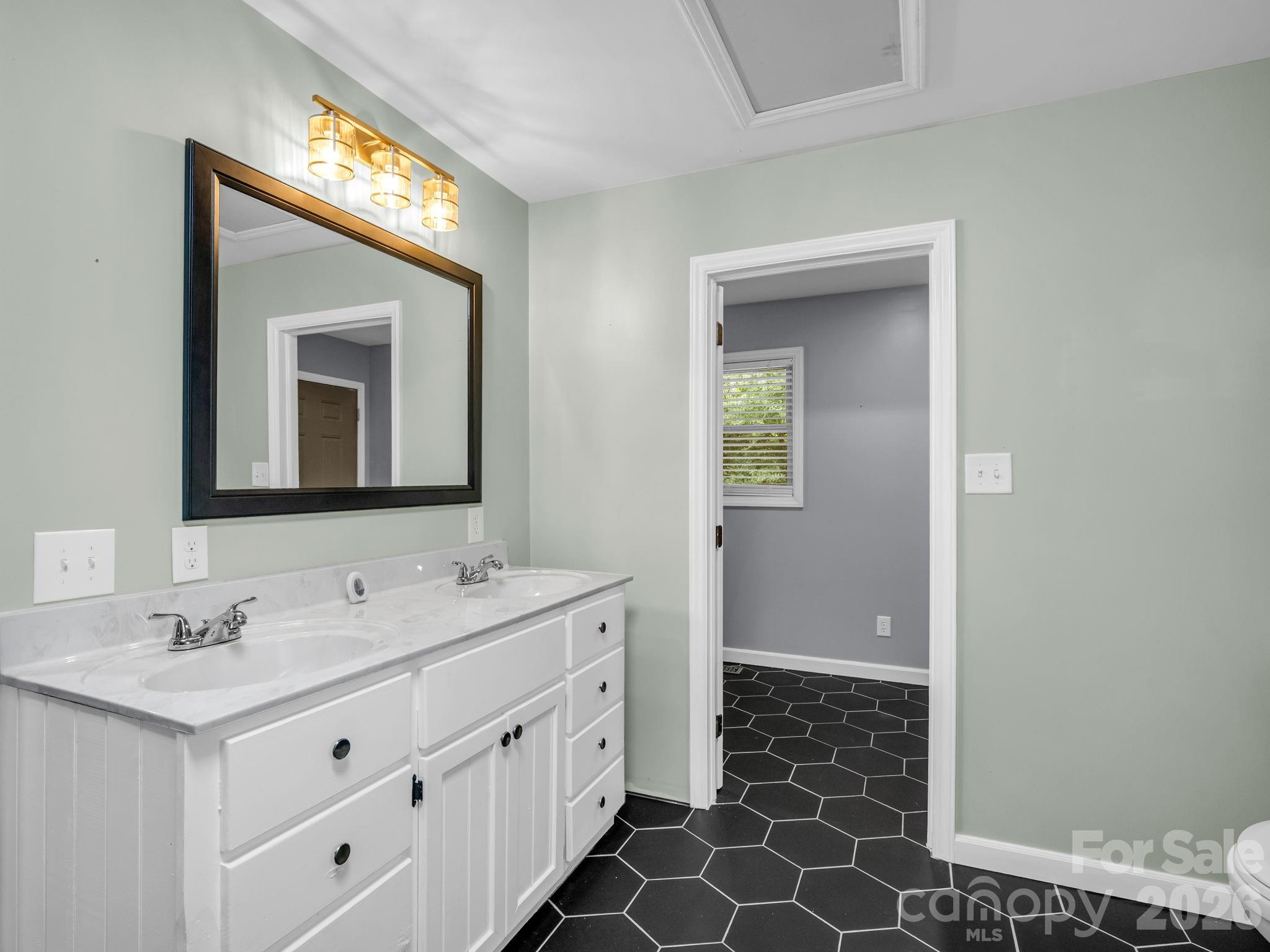 103 Ross Road Property Photo 29