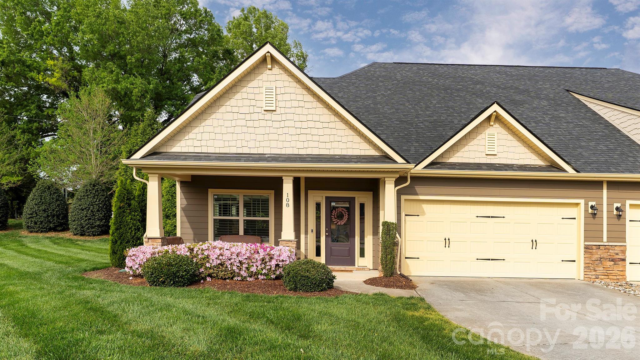 108 Damsire Court Property Photo 1