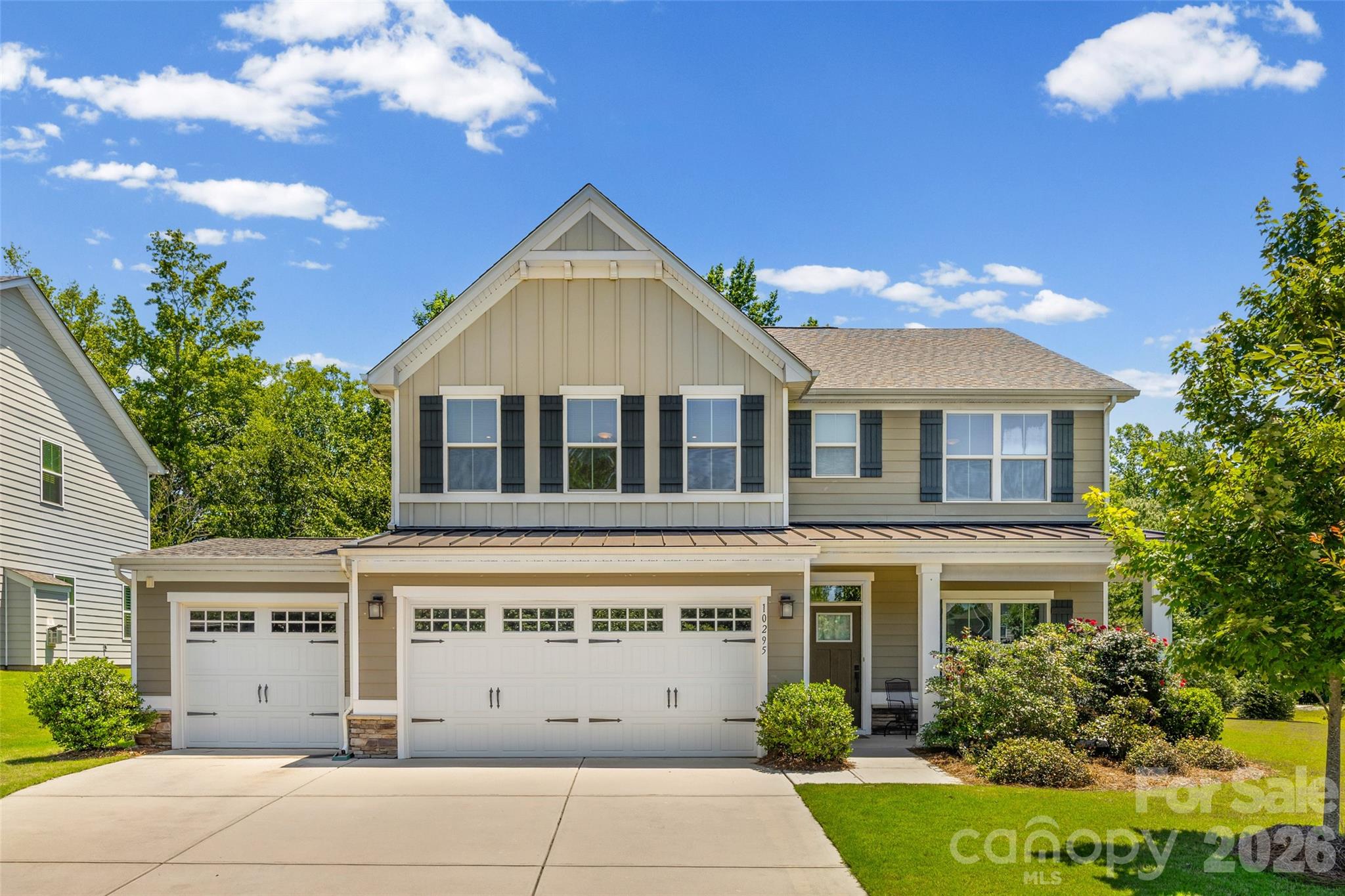 10295 October Glory Way Property Photo 4
