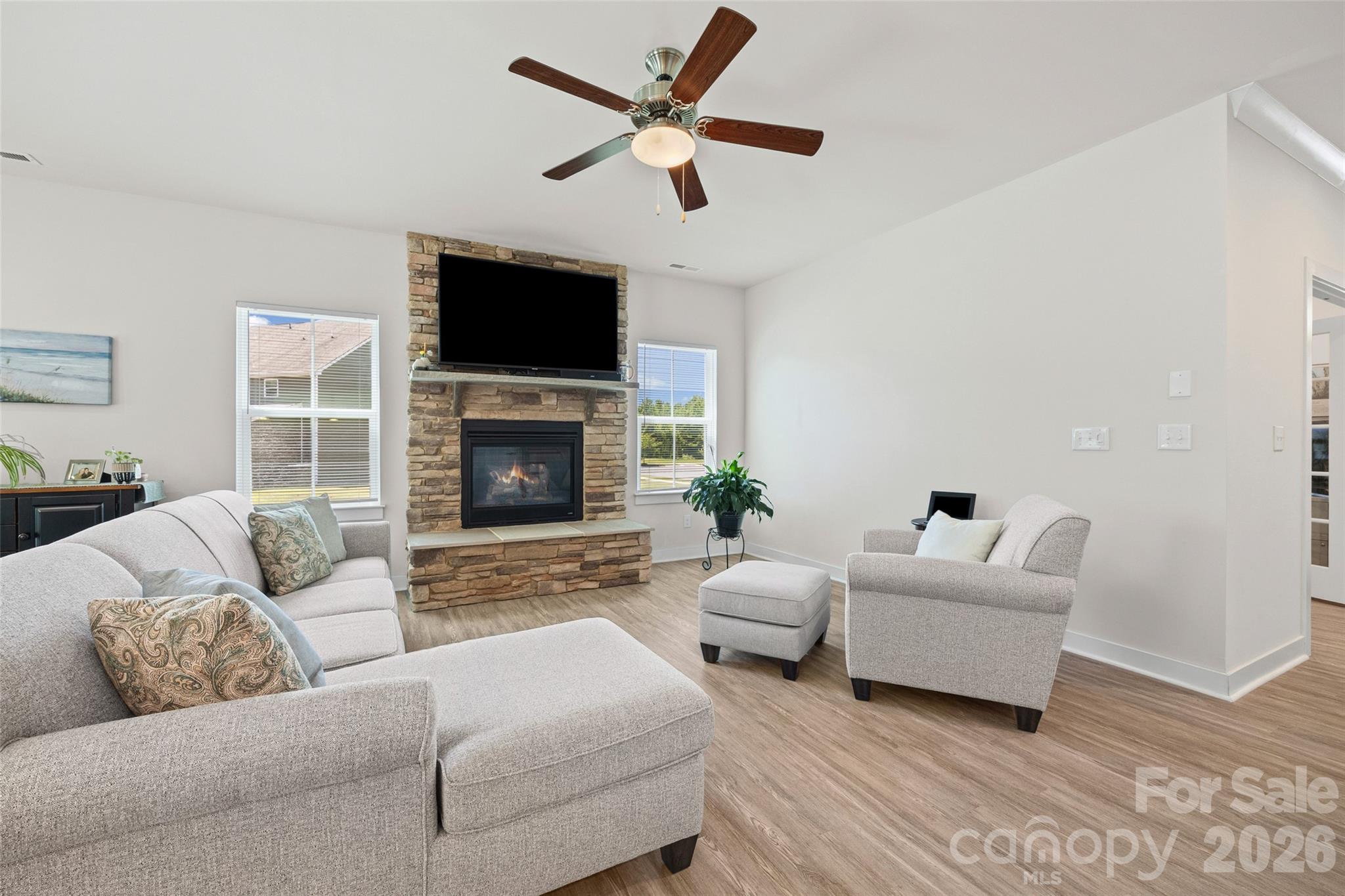 10295 October Glory Way Property Photo 11