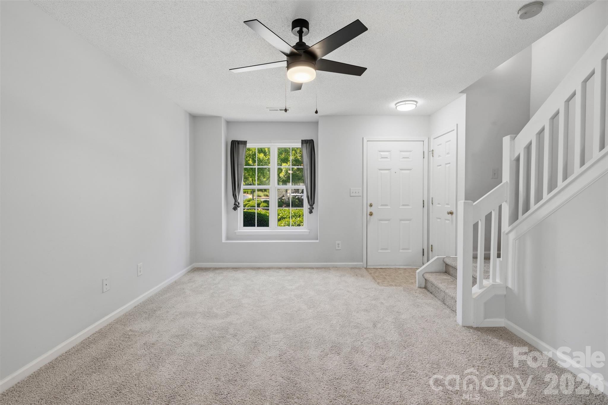 8038 Kennet Lane Property Photo 8