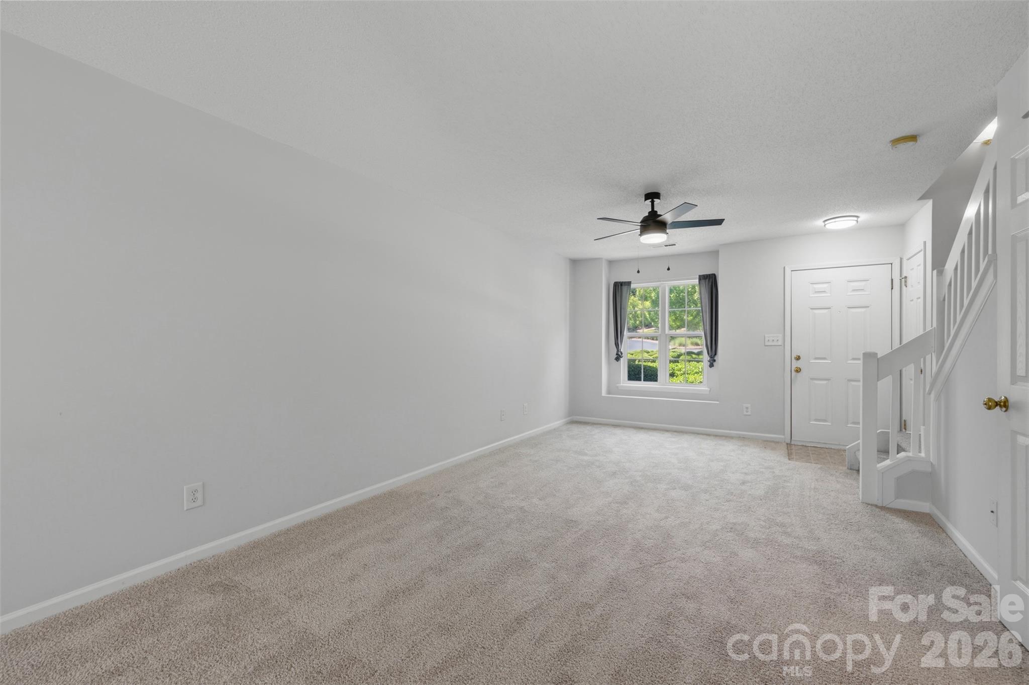 8038 Kennet Lane Property Photo 9