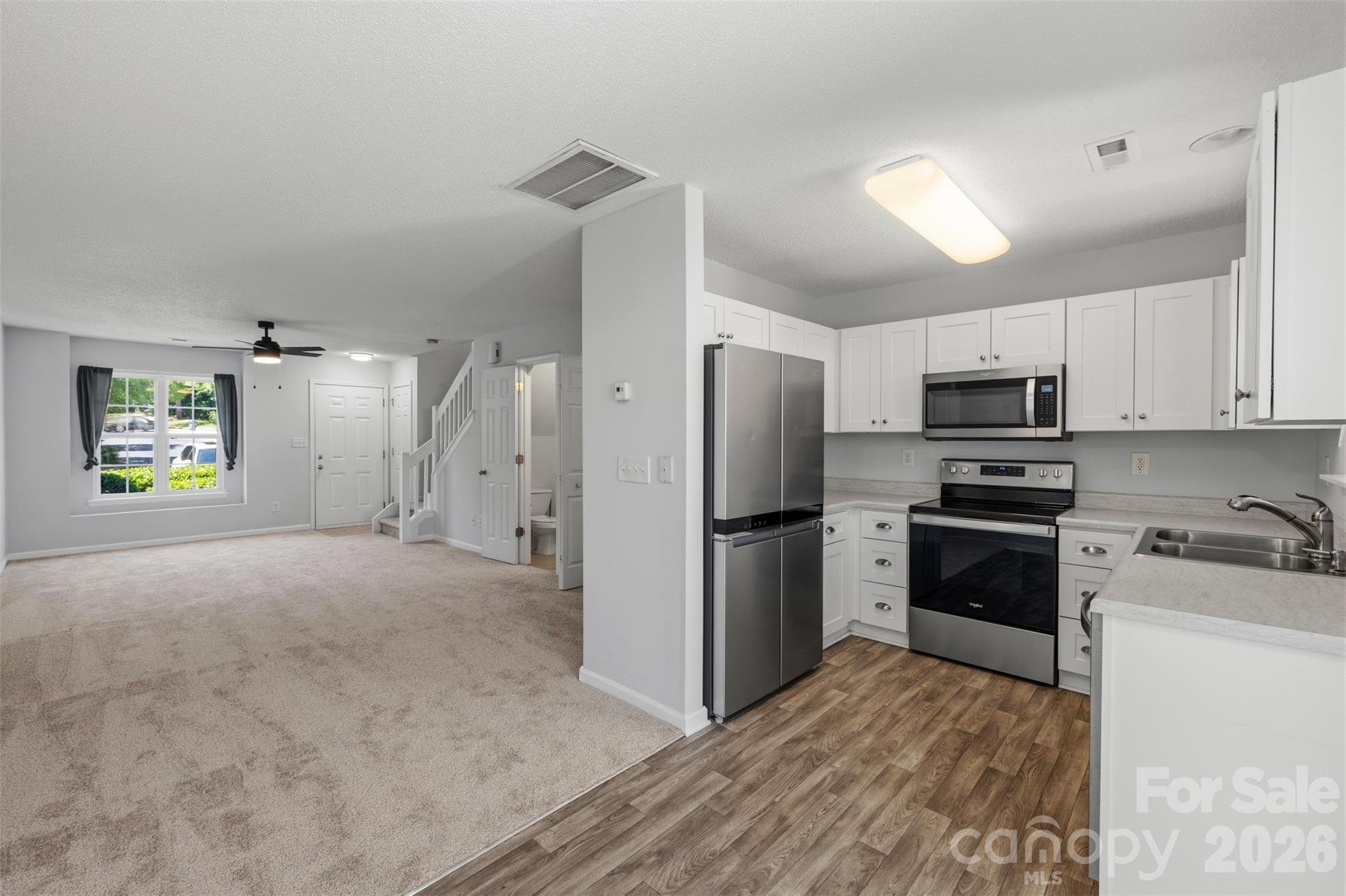 8038 Kennet Lane Property Photo 13
