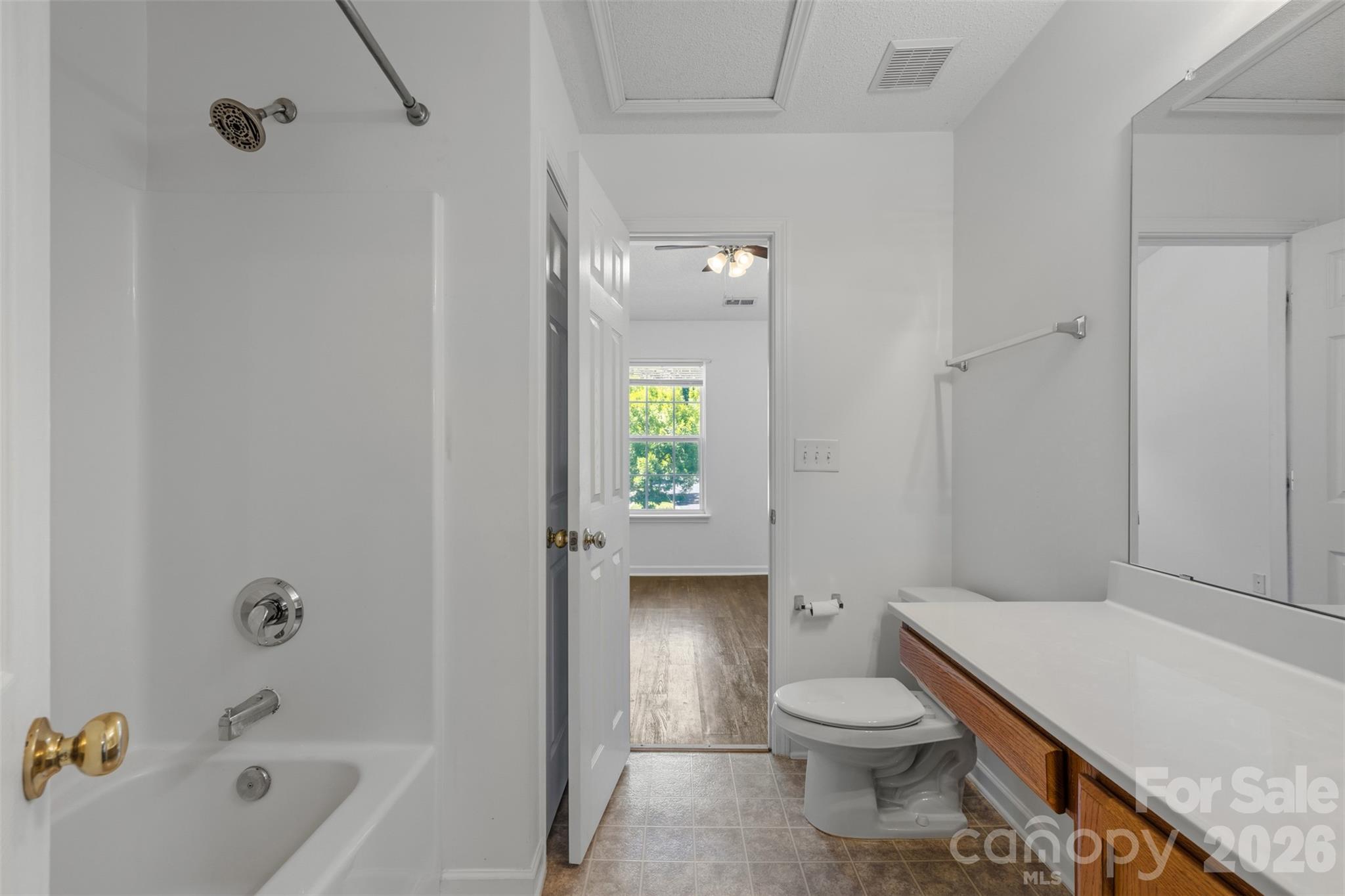 8038 Kennet Lane Property Photo 18