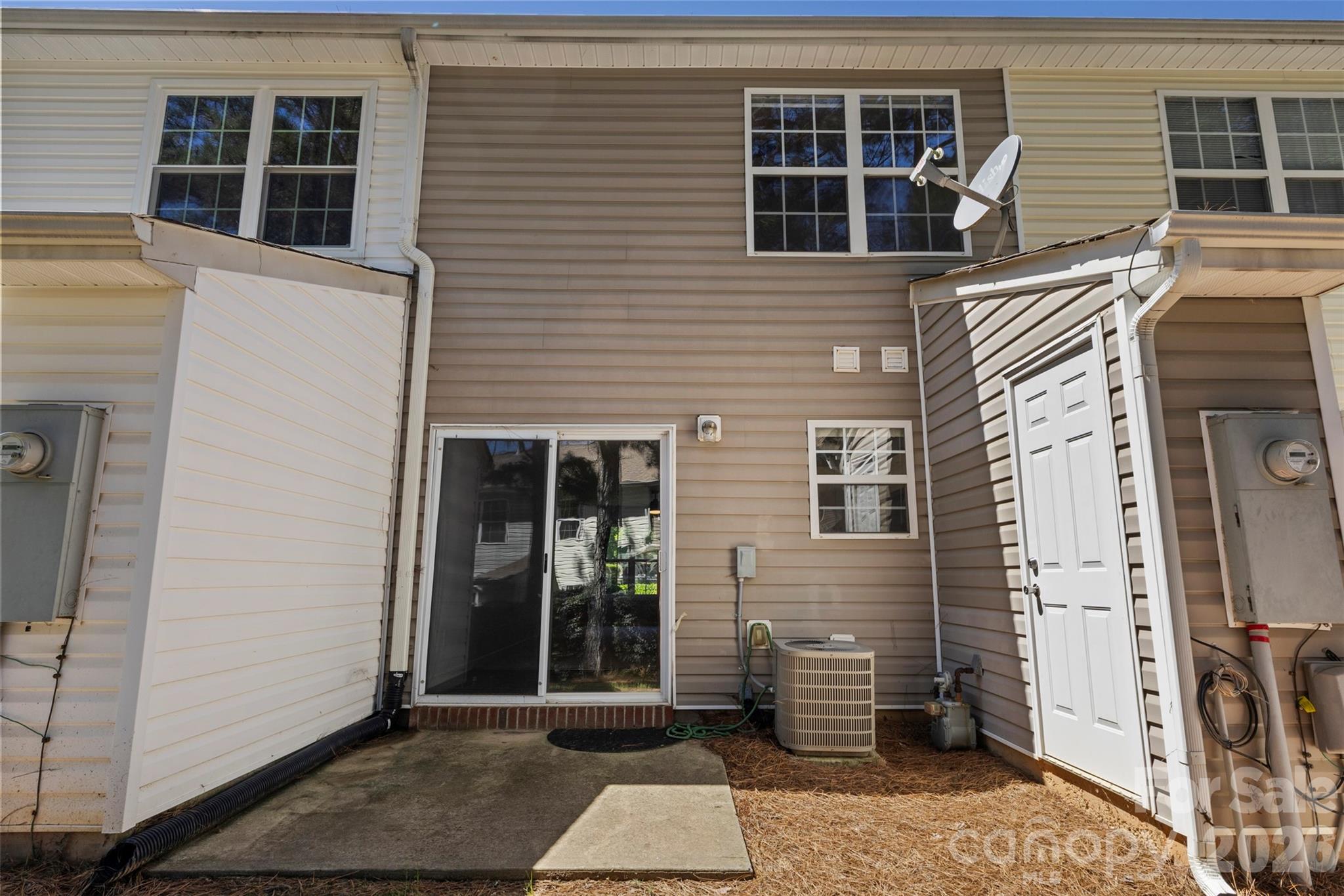 8038 Kennet Lane Property Photo 23