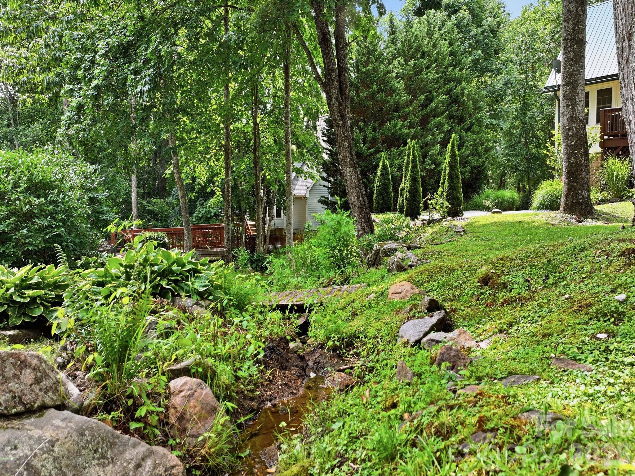 248 Brannon Forest Drive Property Photo 4