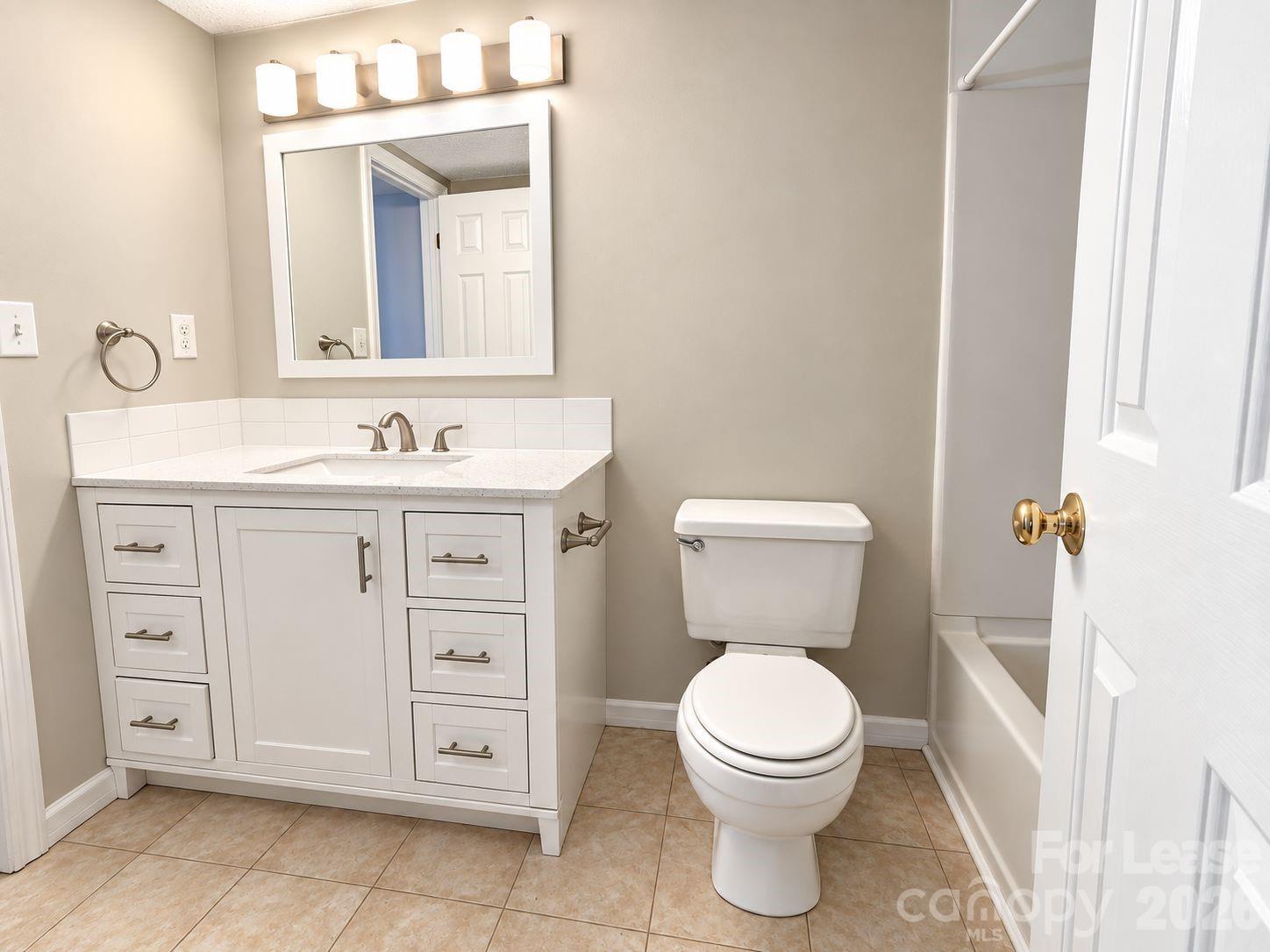 3317 Windsor Drive Property Photo 8