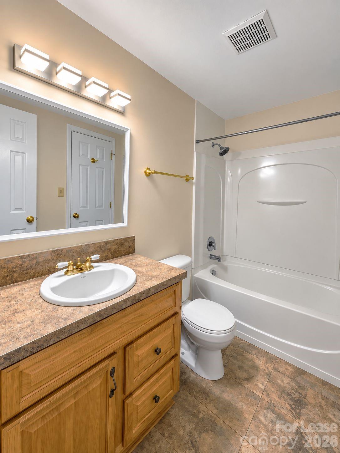 3317 Windsor Drive Property Photo 9
