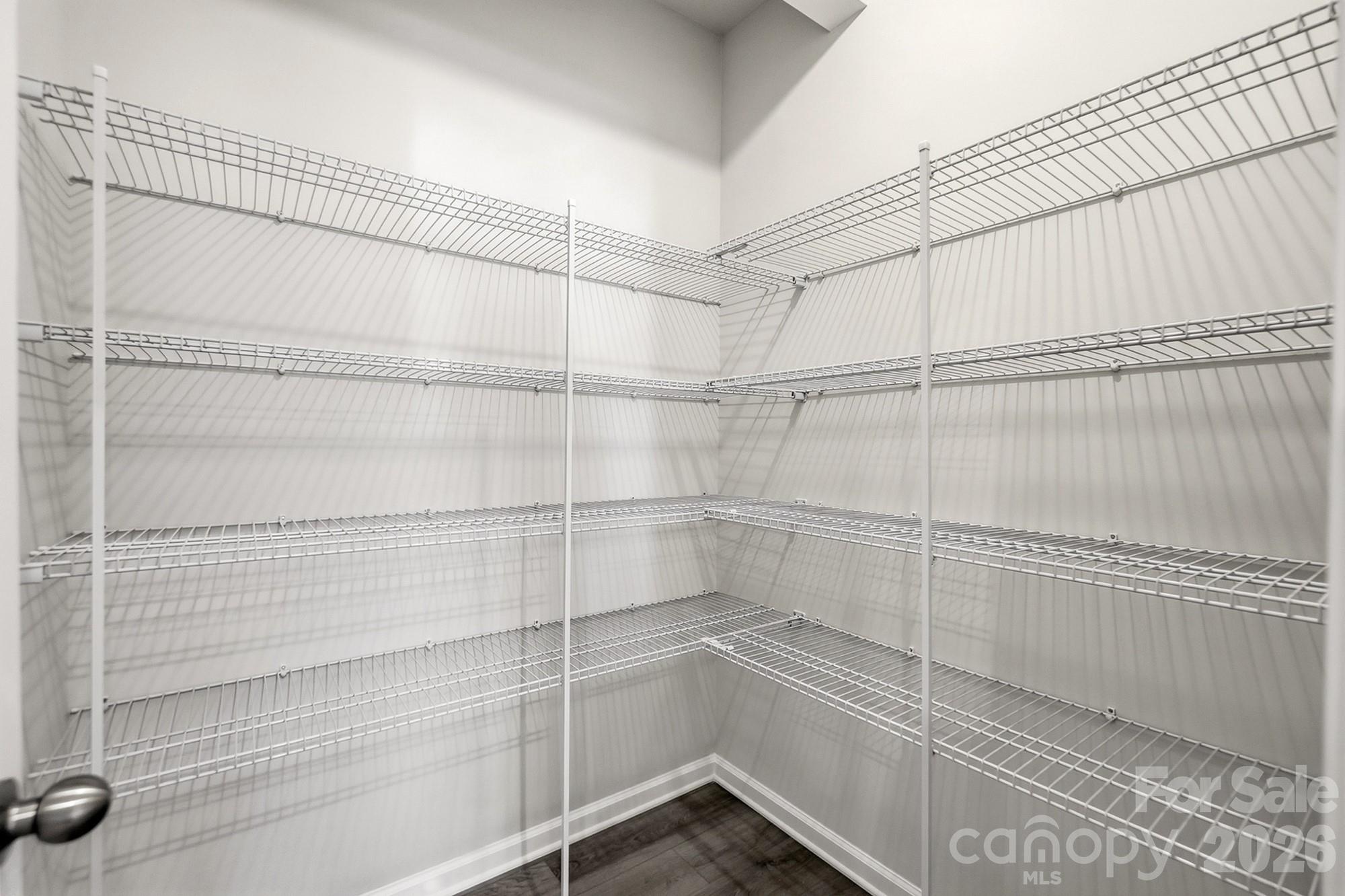 1304 Vibrant Road Property Photo 15
