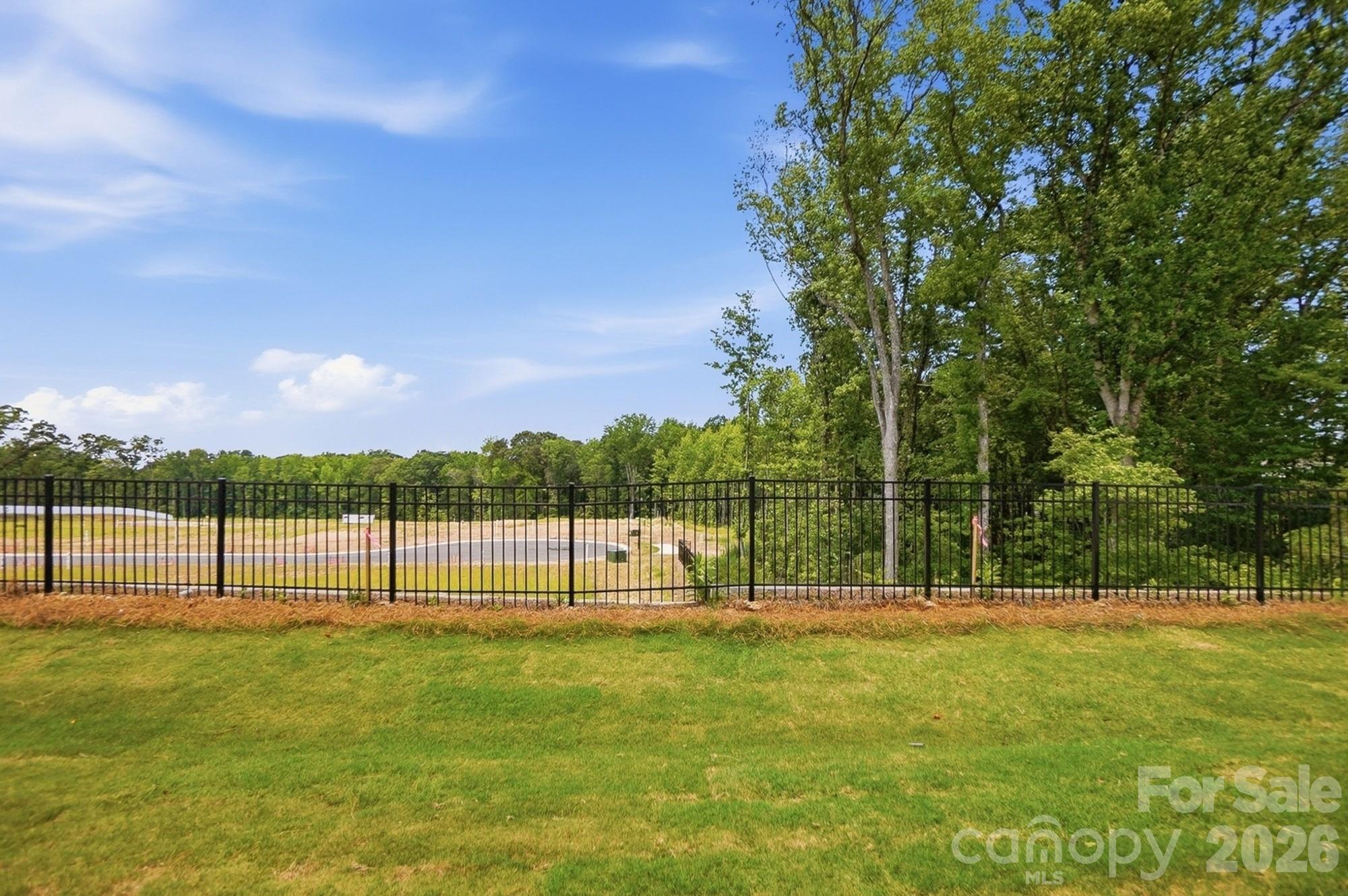 1304 Vibrant Road Property Photo 37