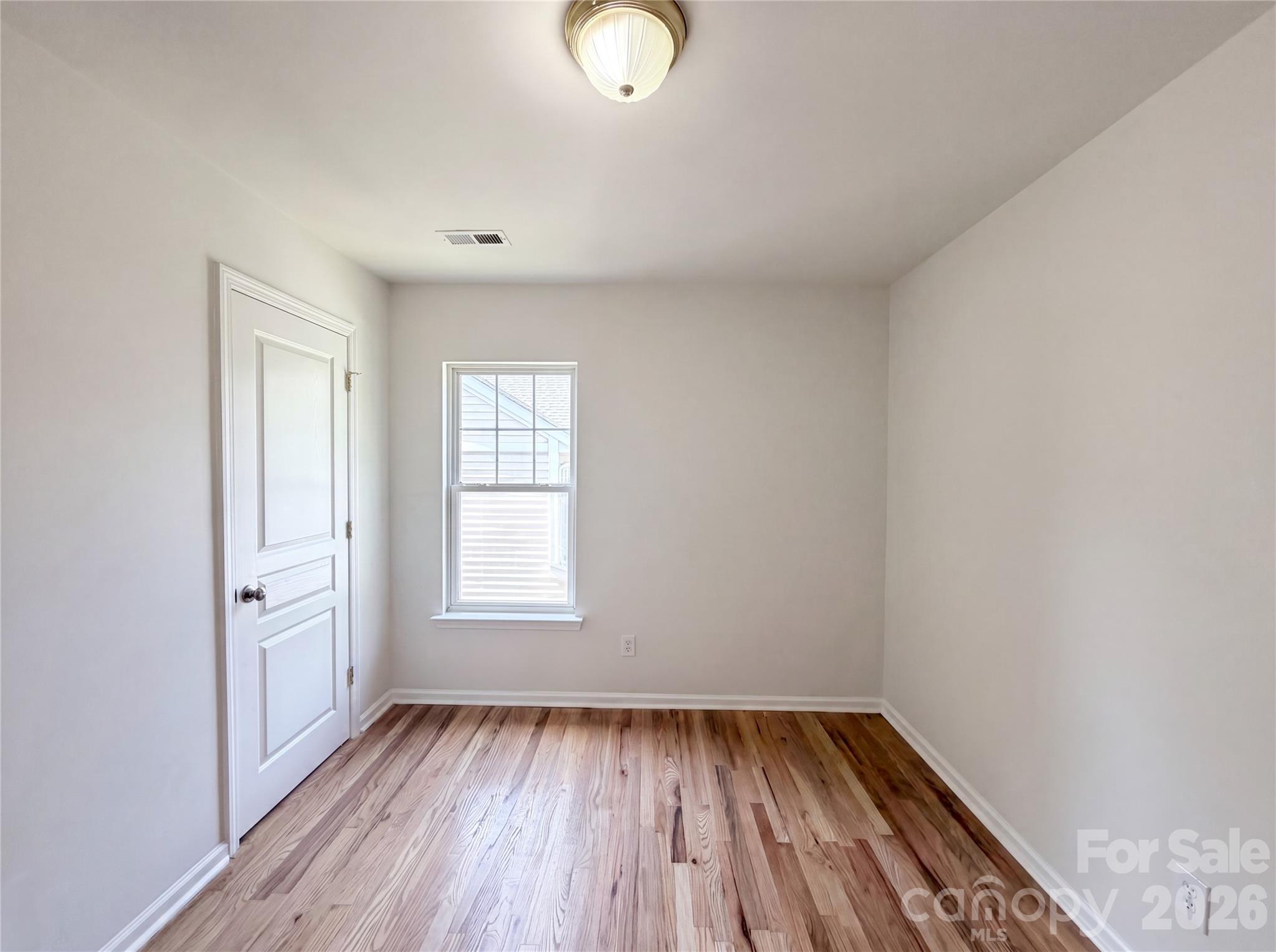 10648 Secret Garden Lane Property Photo 11