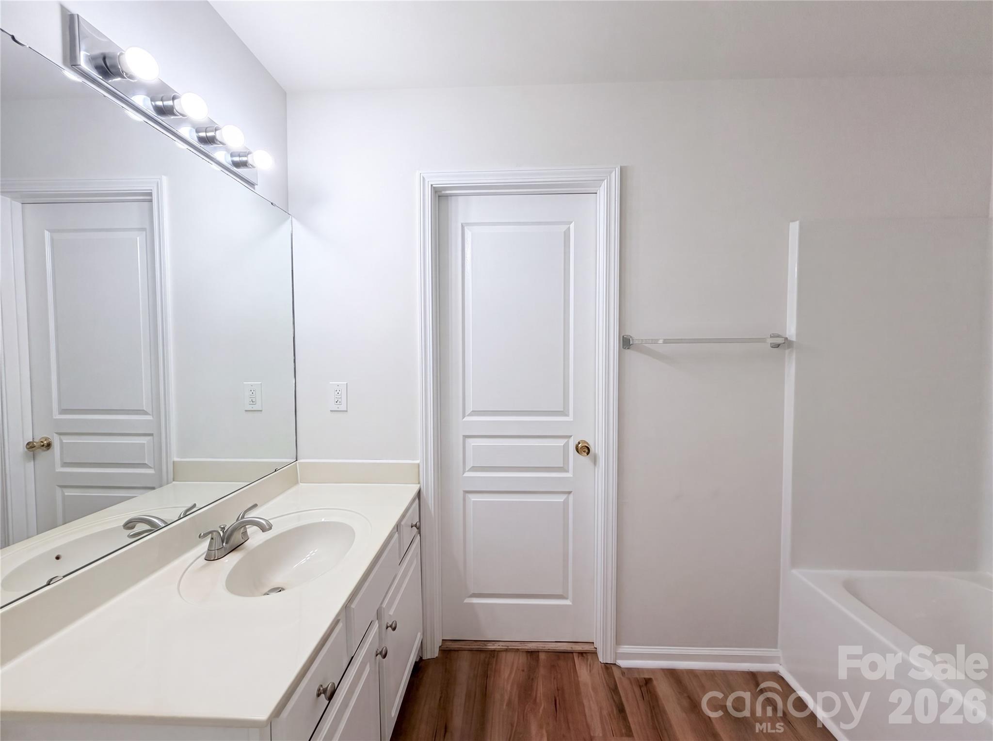10648 Secret Garden Lane Property Photo 14