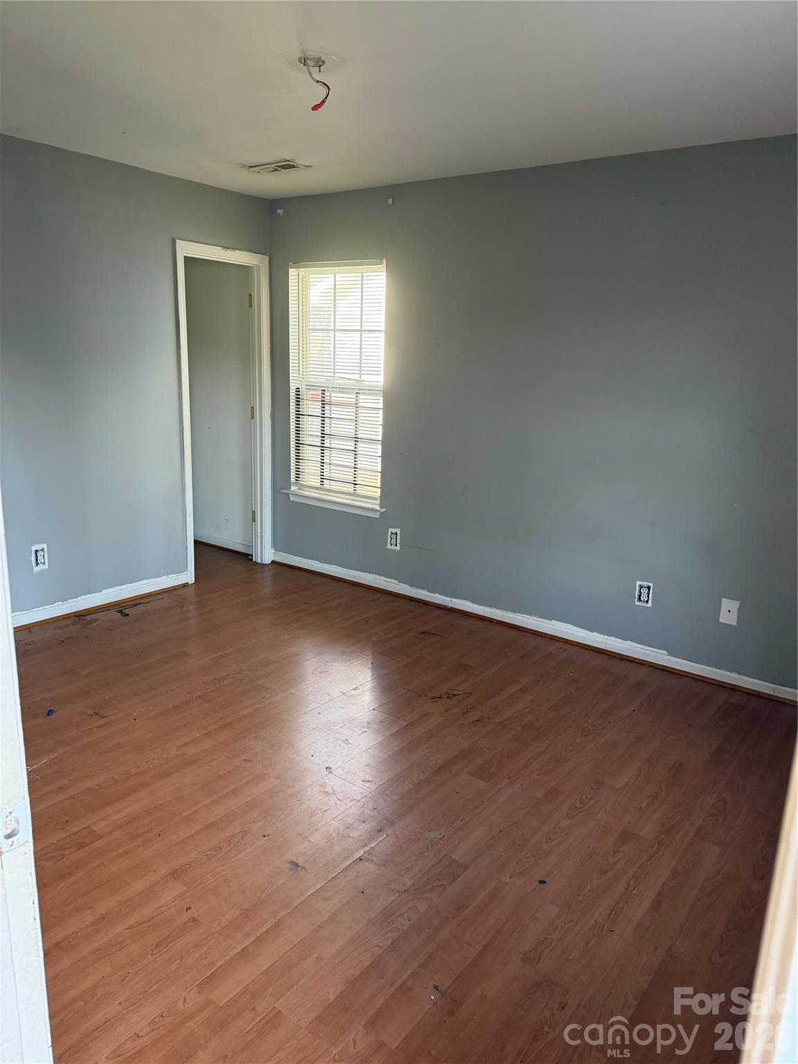 2320 West Boulevard Property Photo 2
