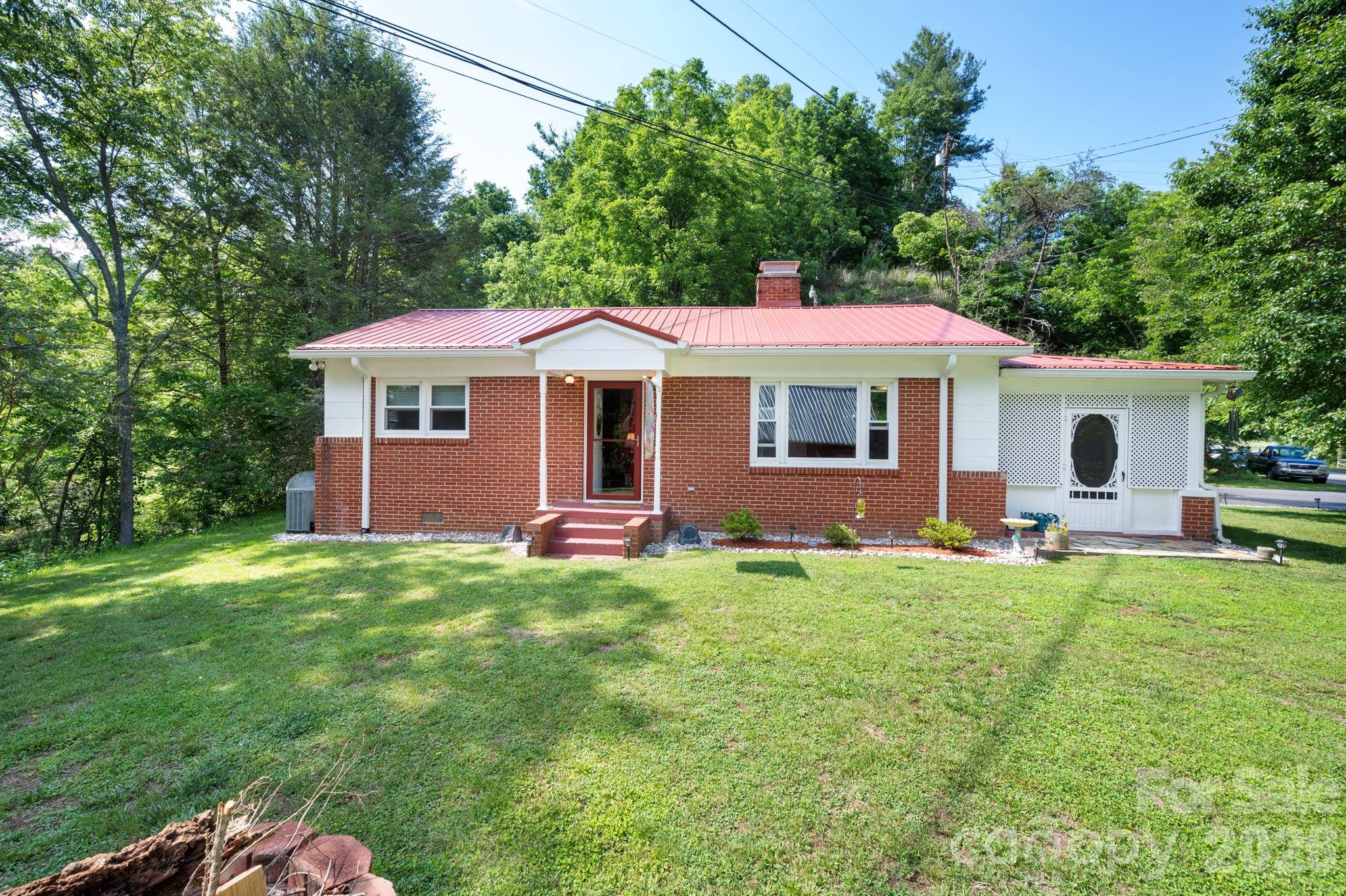 2896 Old Mars Hill Highway Property Photo 1