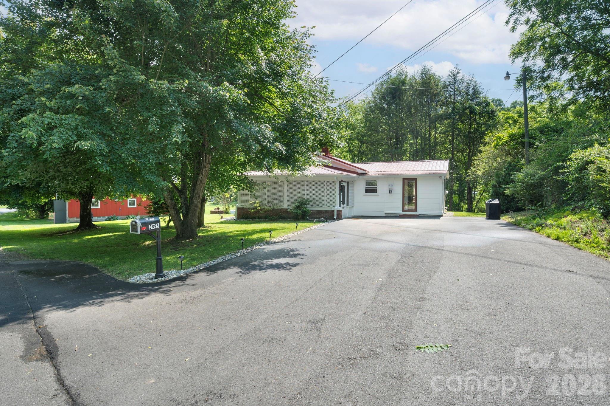 2896 Old Mars Hill Highway Property Photo 41