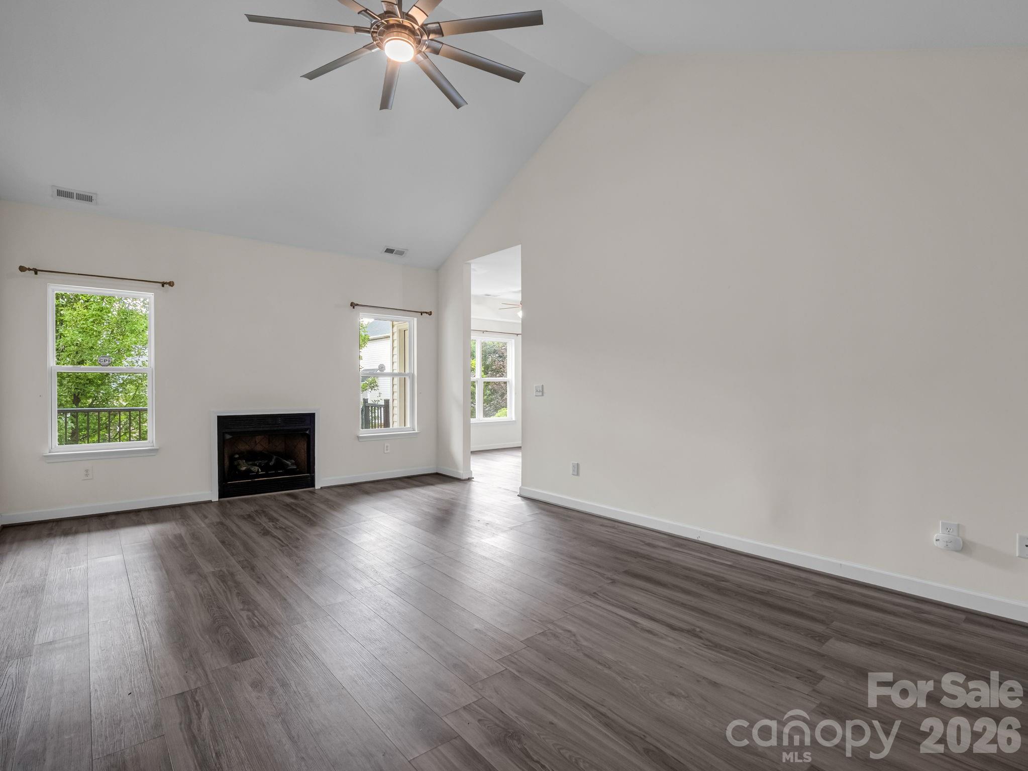 6 Scottish Circle Property Photo 6